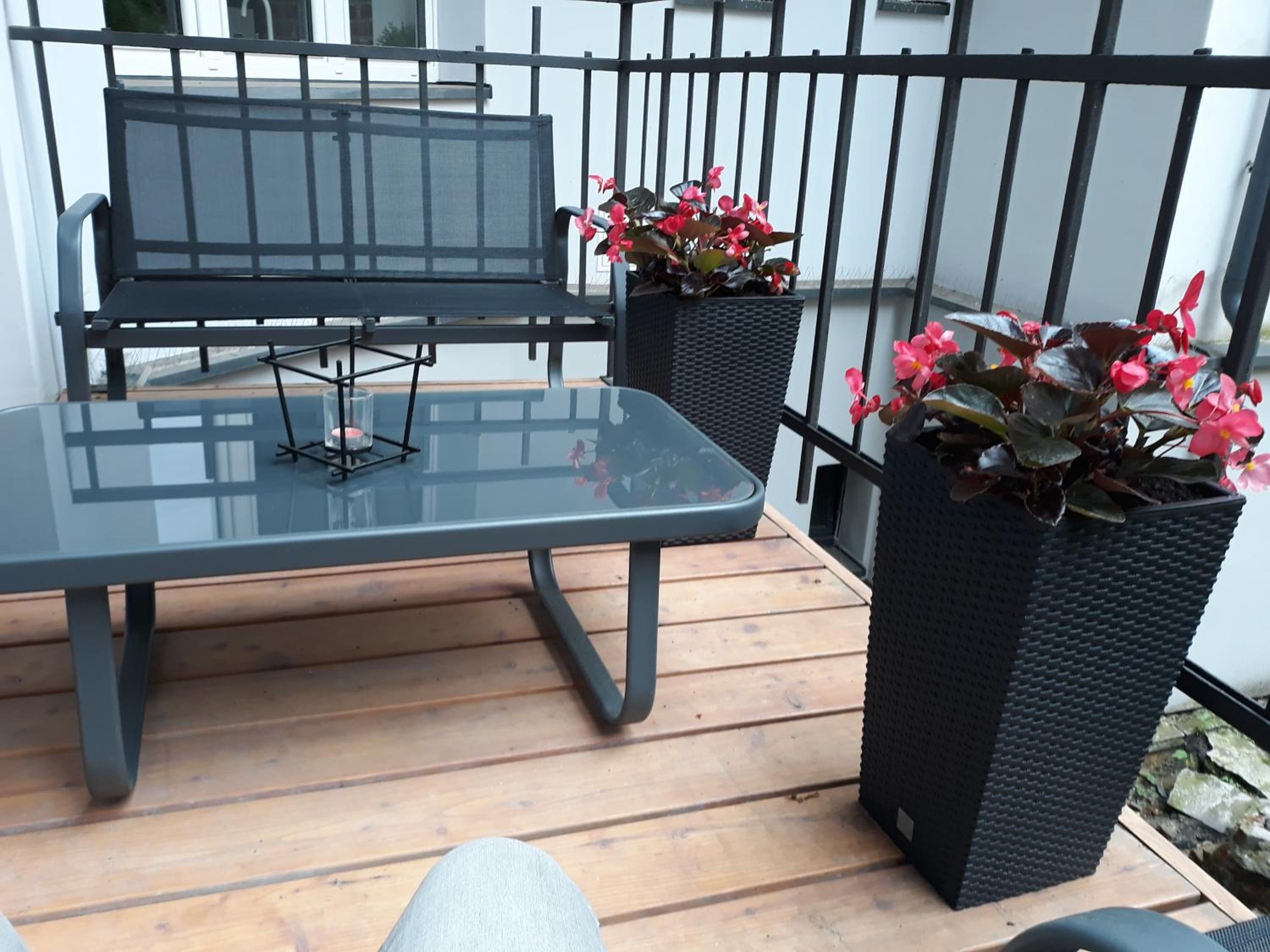 Apartment with Terrace - Photo 1