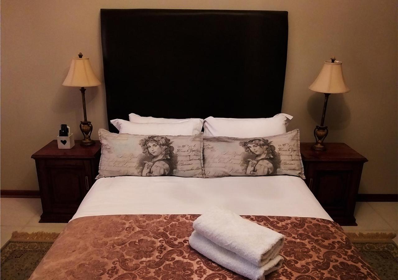 Standard Double Room photo 1