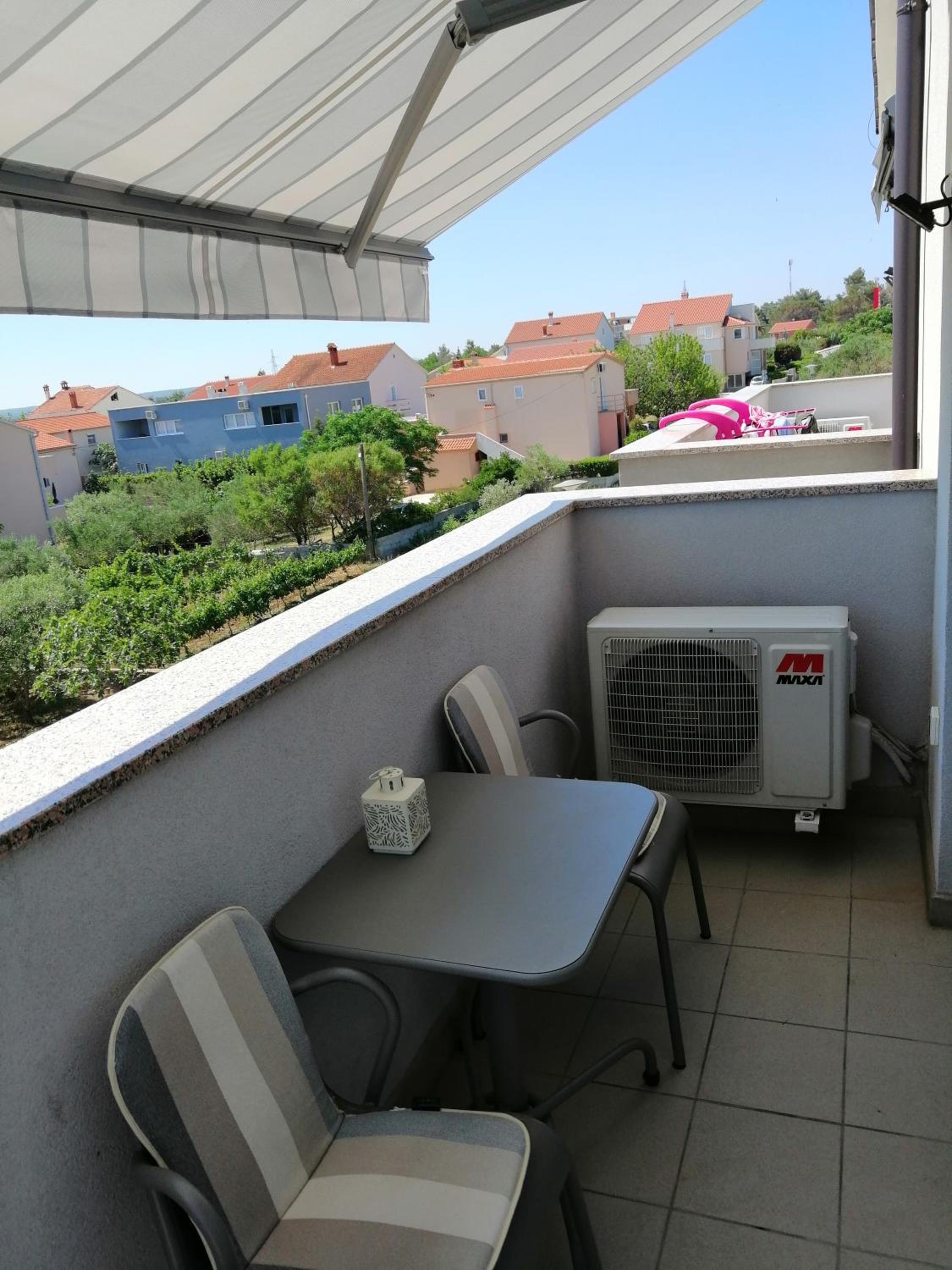 Apartment with Balcony photo 2