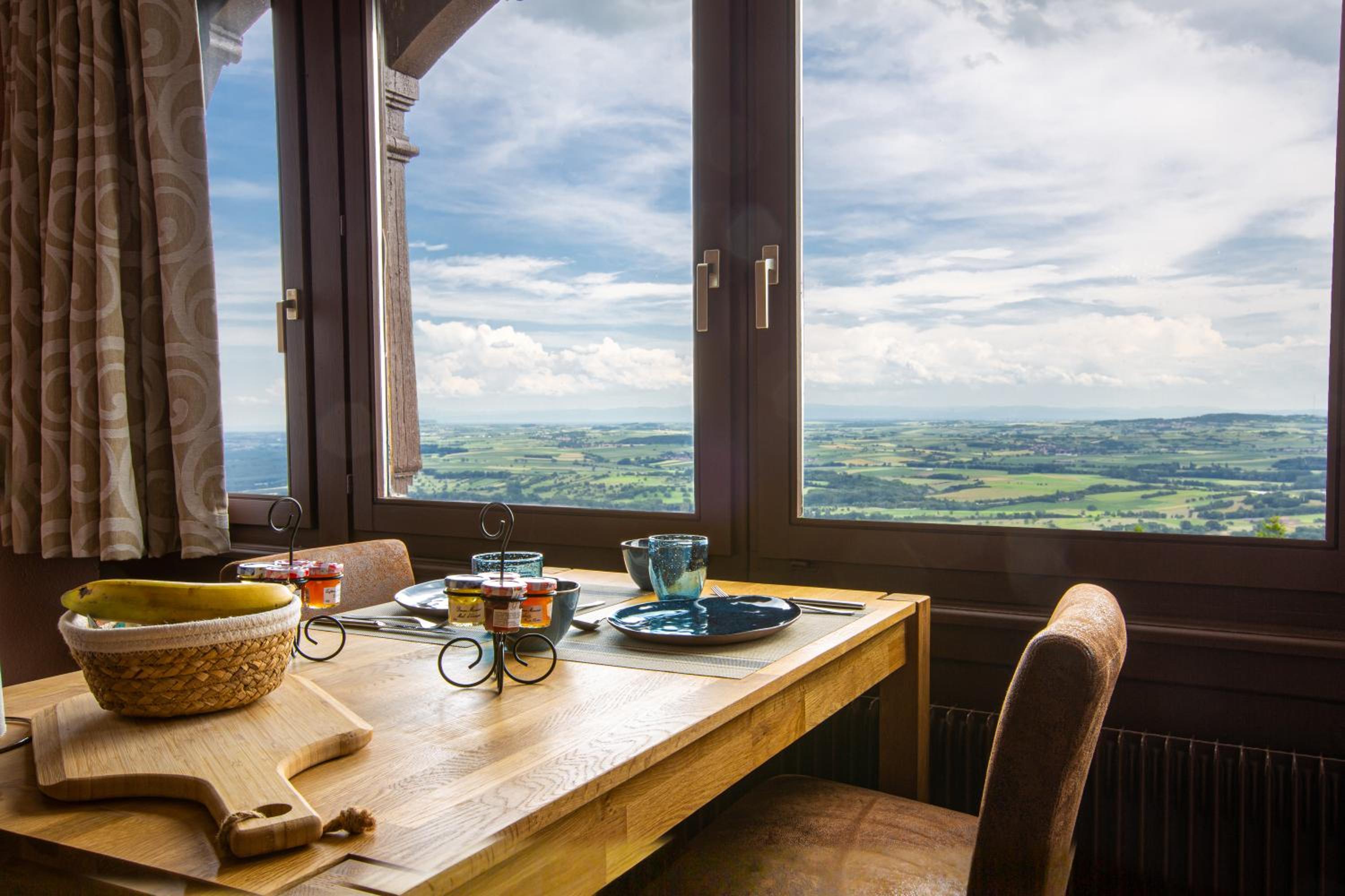 Suite with Mountain View photo 1