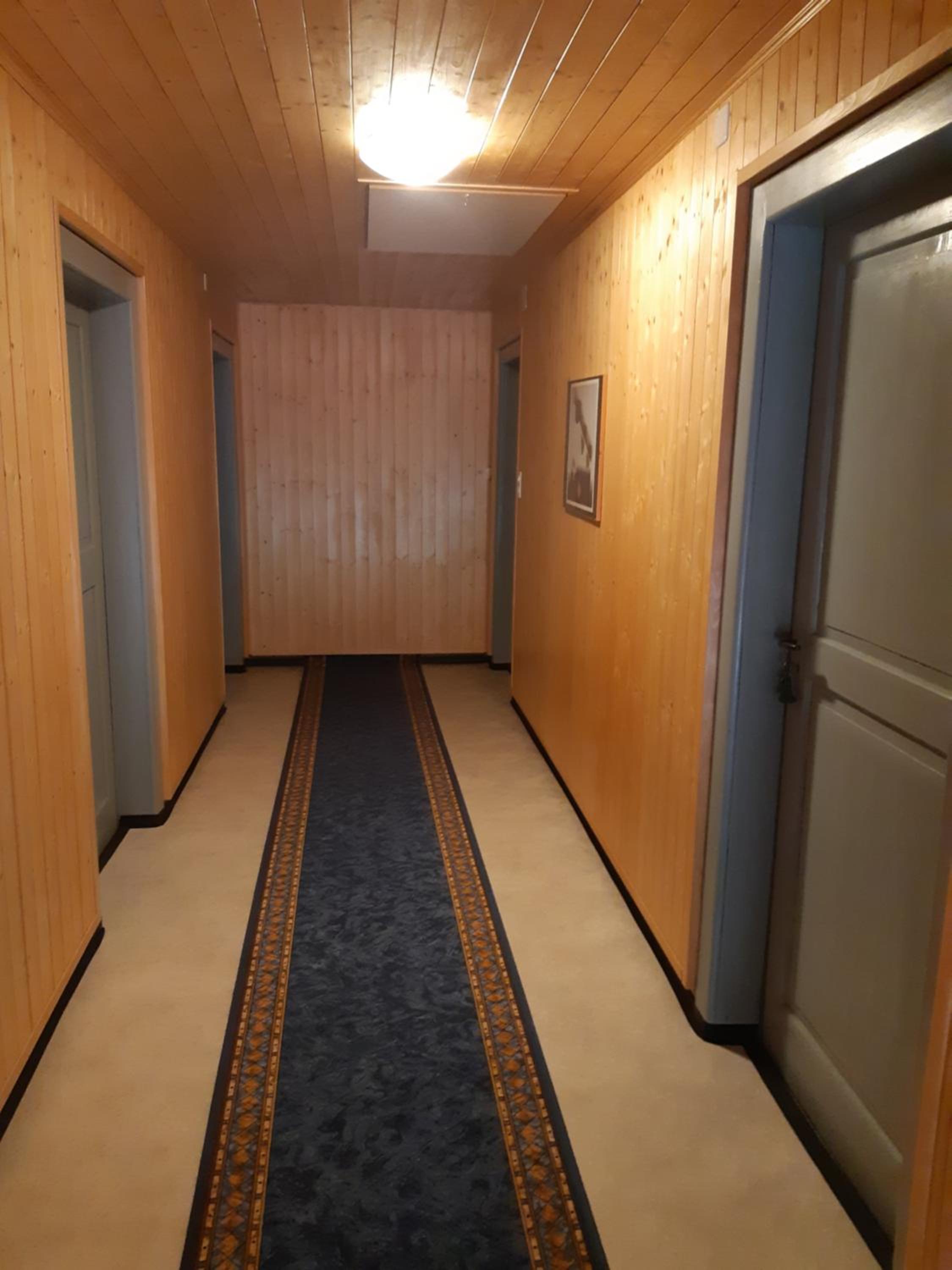 Double Room with Shared Bathroom photo 2