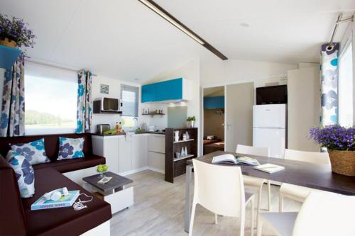 Three-Bedroom Cottage photo 1