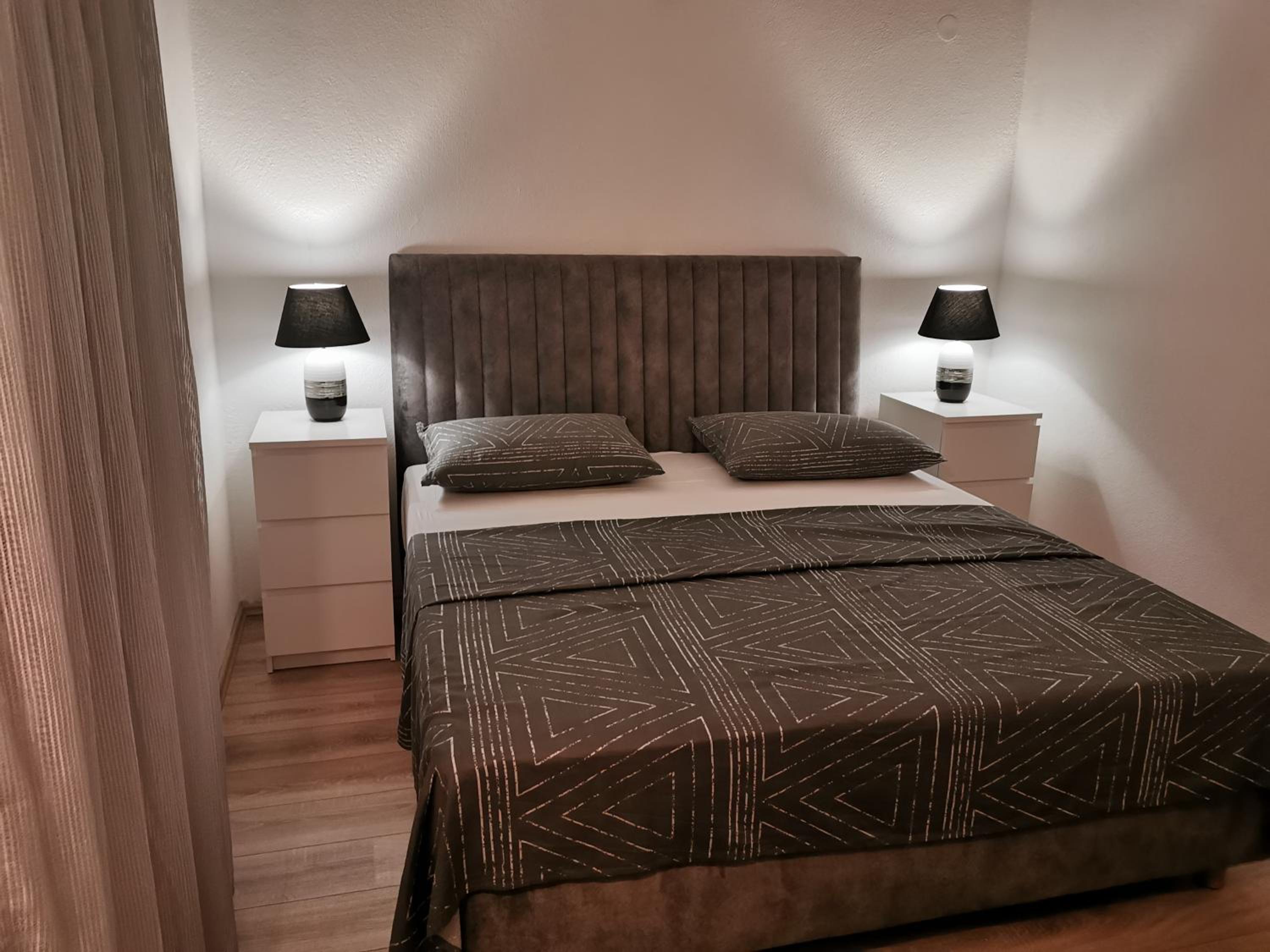 Apartment with Sea View - Photo 3