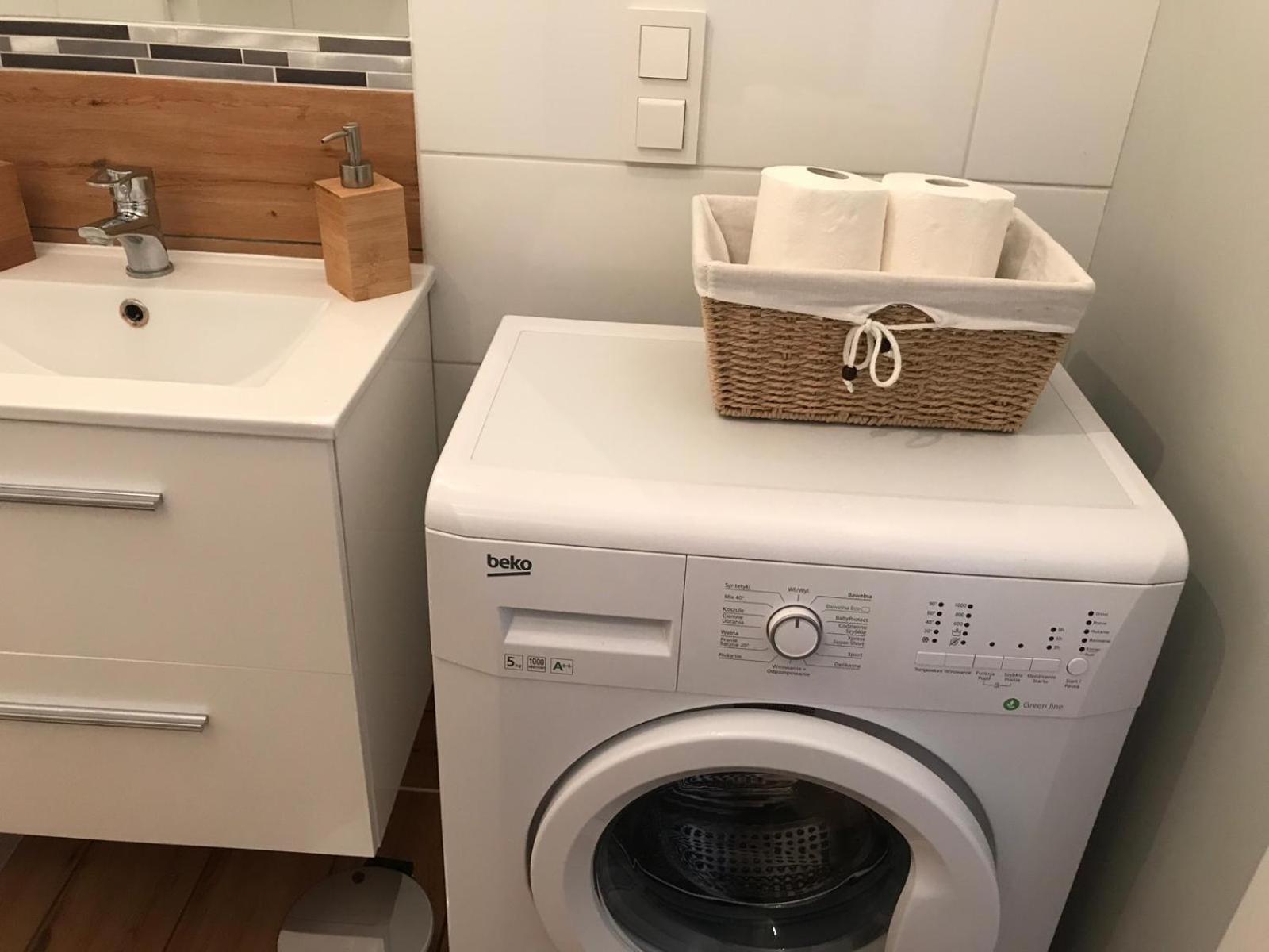 One-Bedroom Apartment - Photo 1