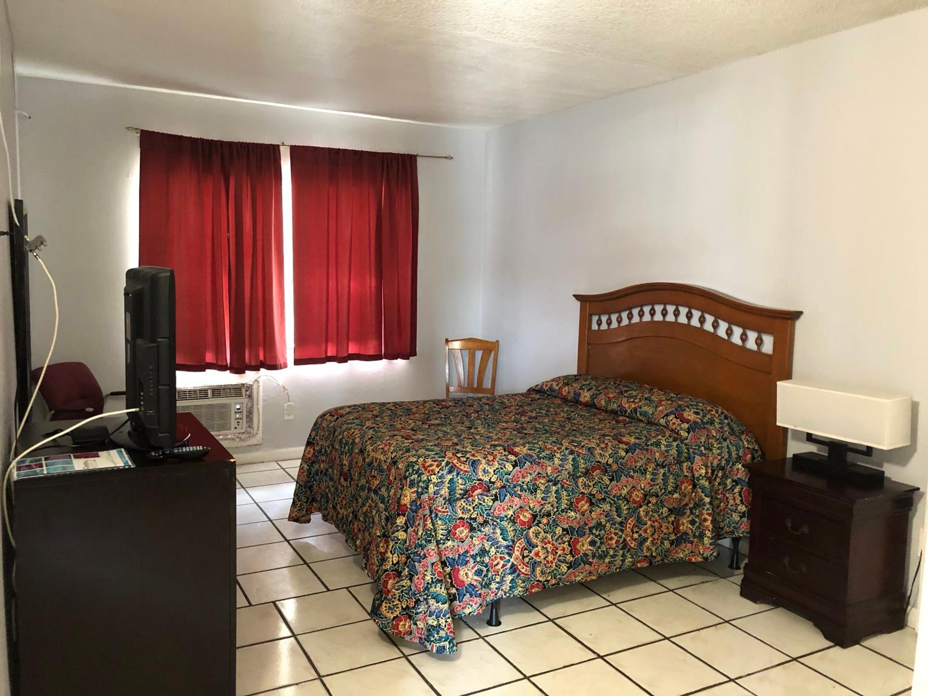 Double Room - Disability Access photo 1