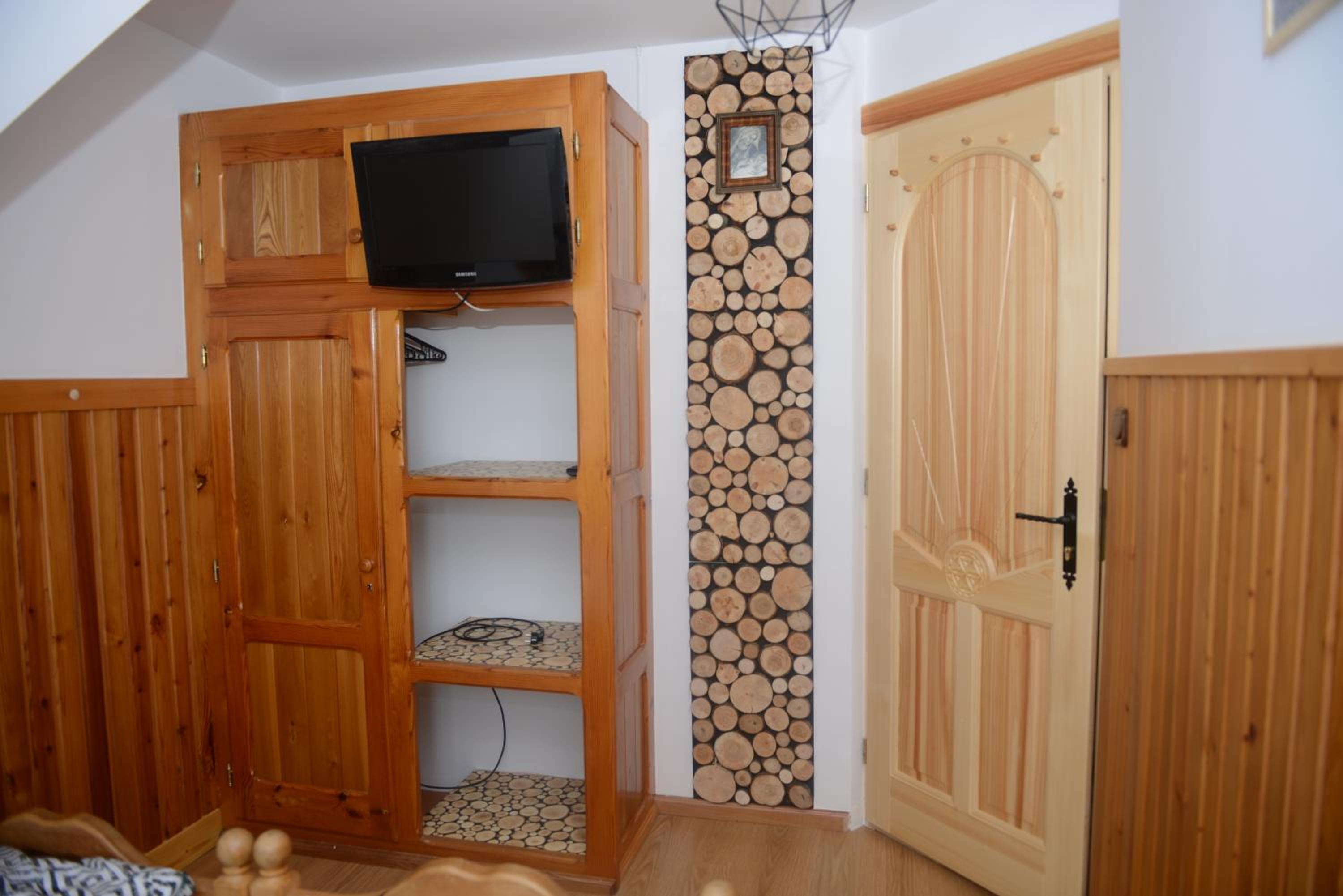 Two-Bedroom Apartment - Photo 33