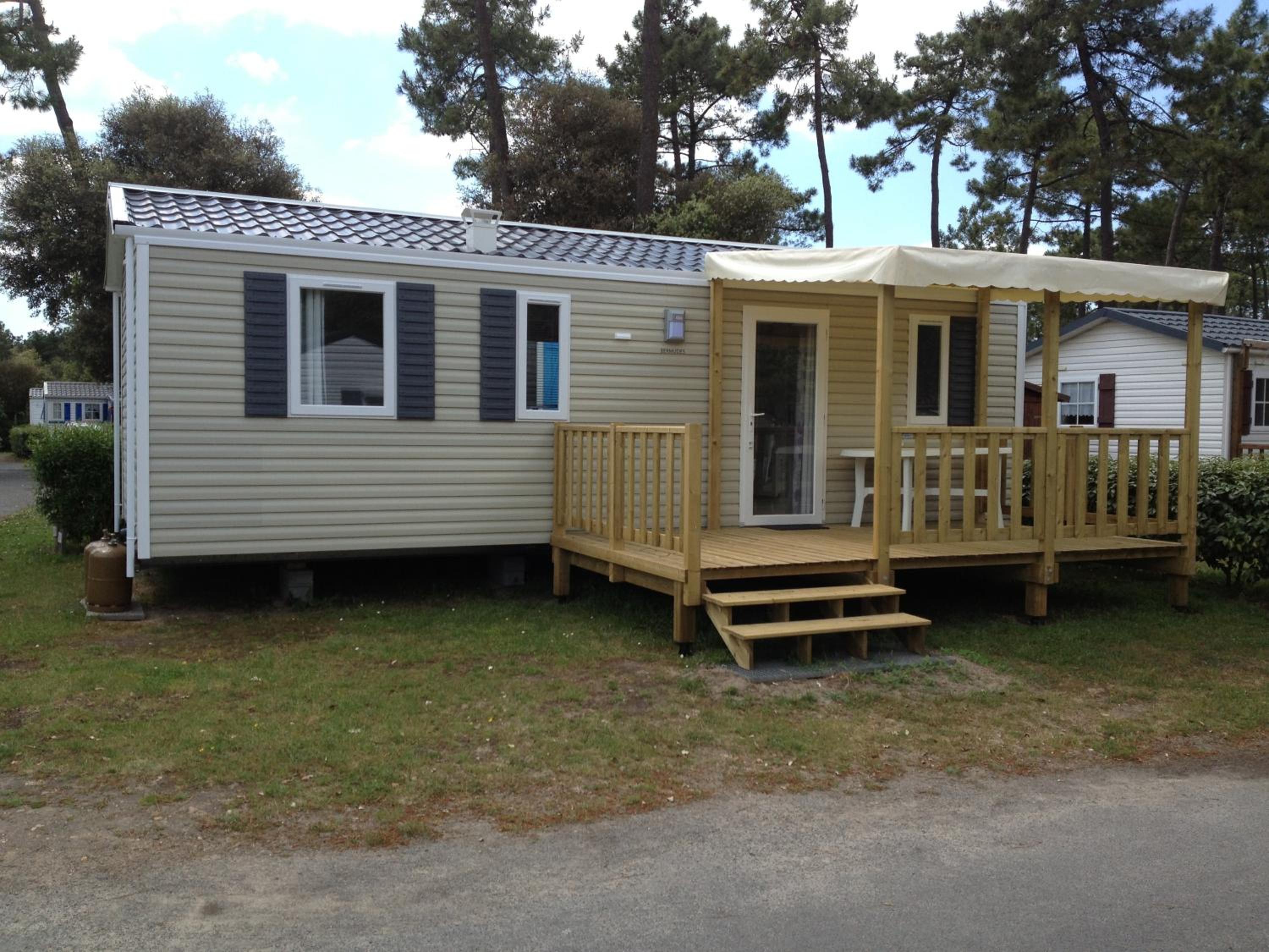 Comfort Mobile Home (3 bedrooms) - Photo 1