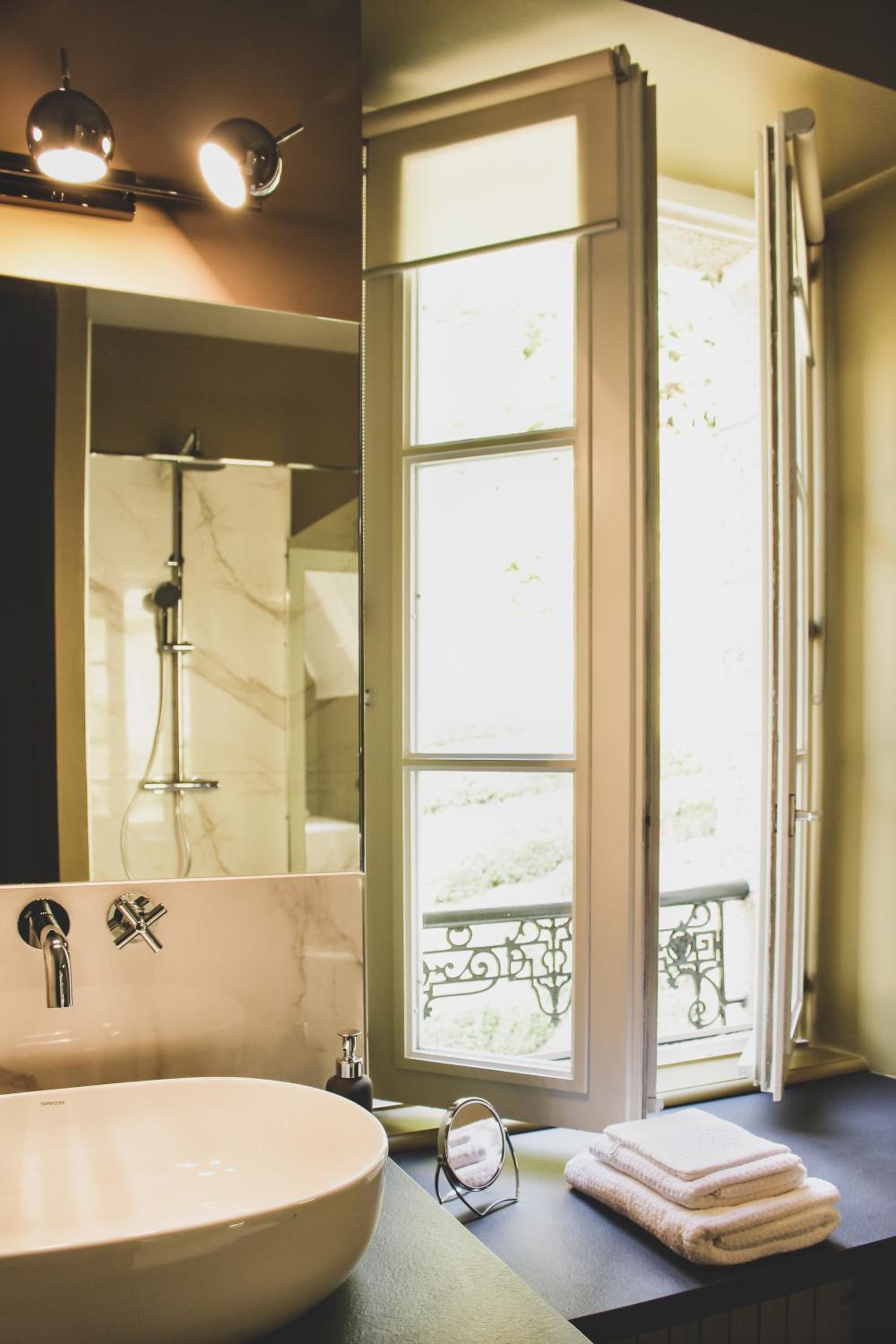 Triple Room with River View