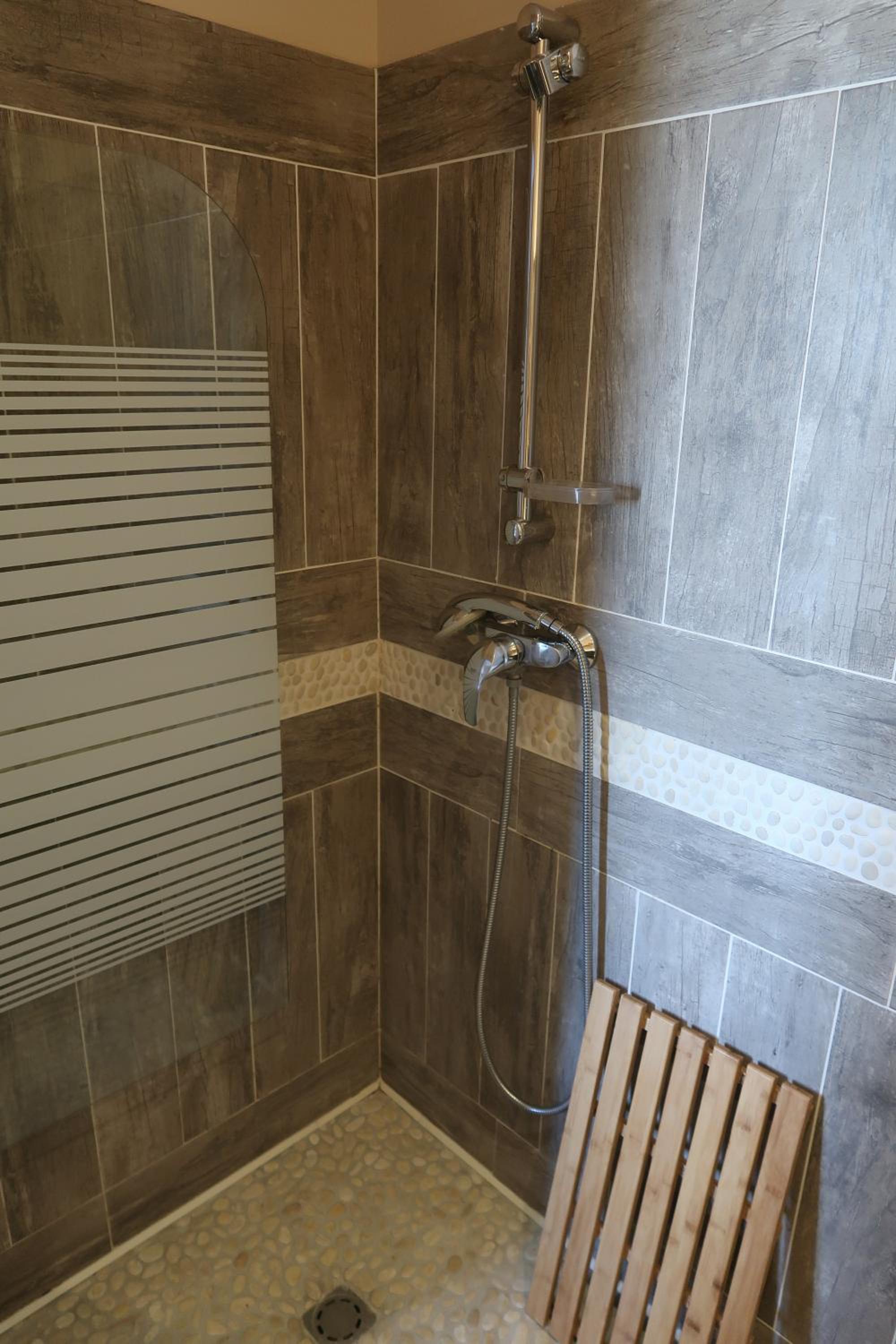 Quadruple Room with Private External Bathroom photo 3