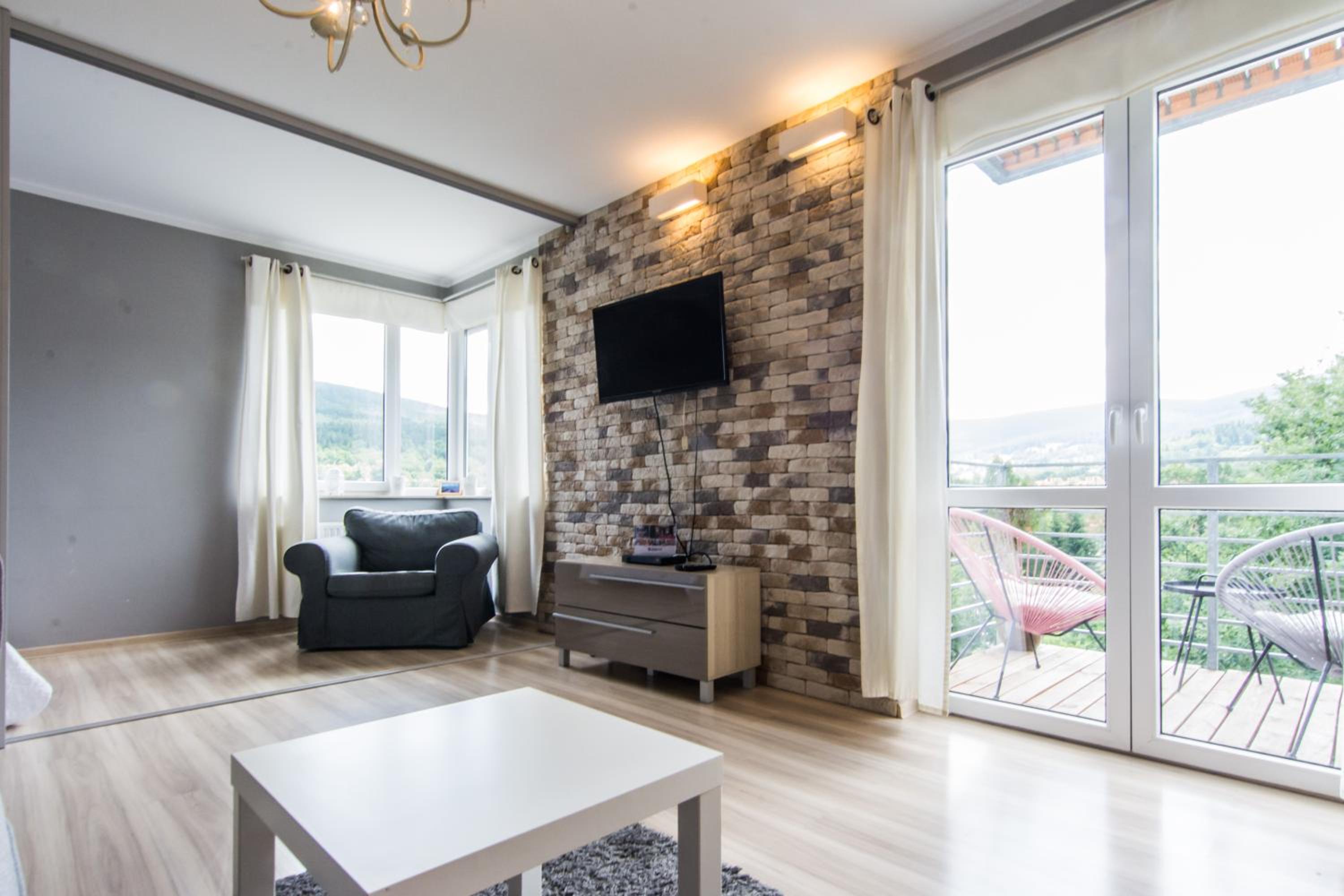 One-Bedroom Apartment (Izerska widokówka)