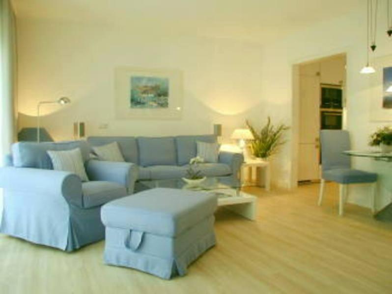 Apartment with Terrace photo 3