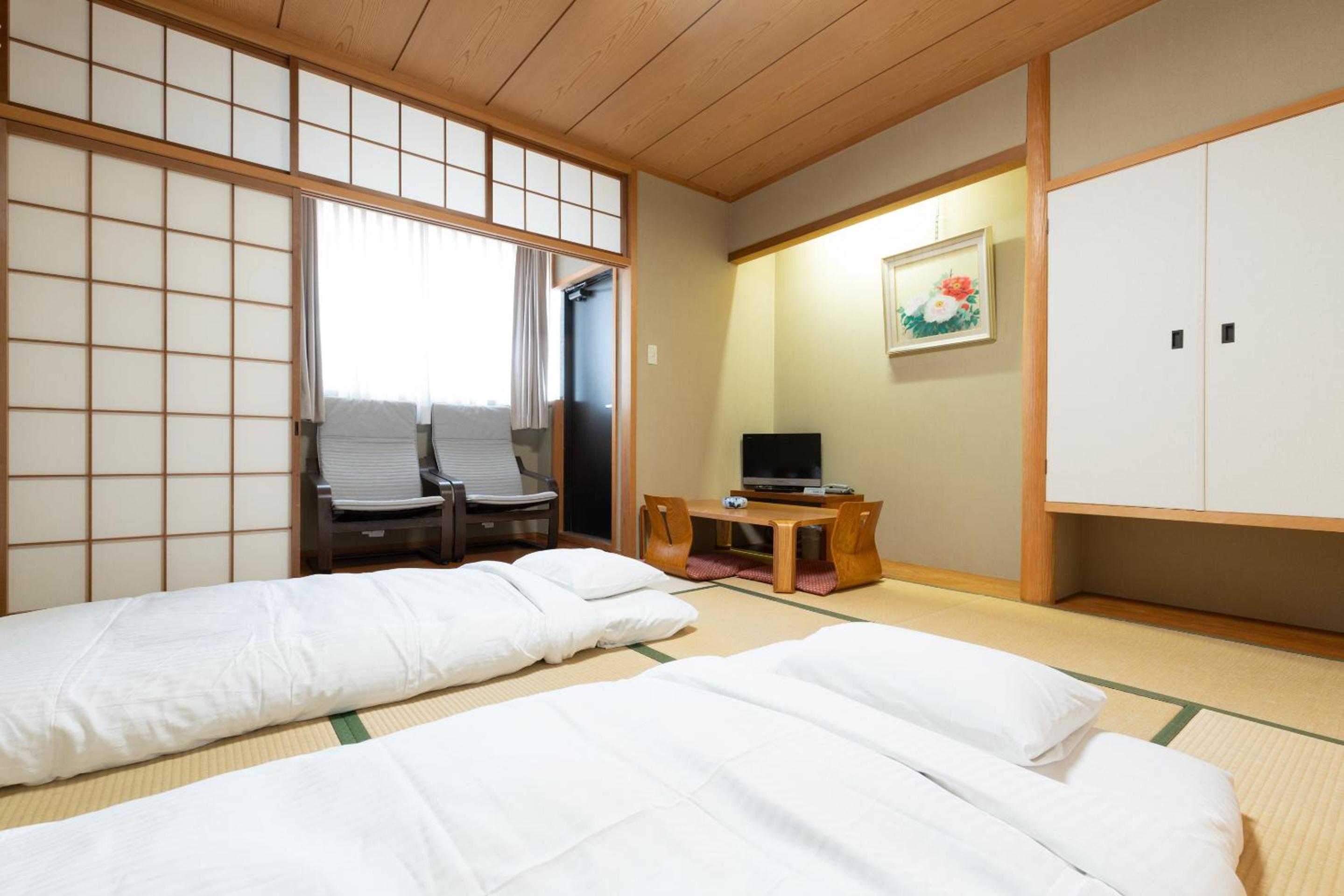 Japanese-Style Room