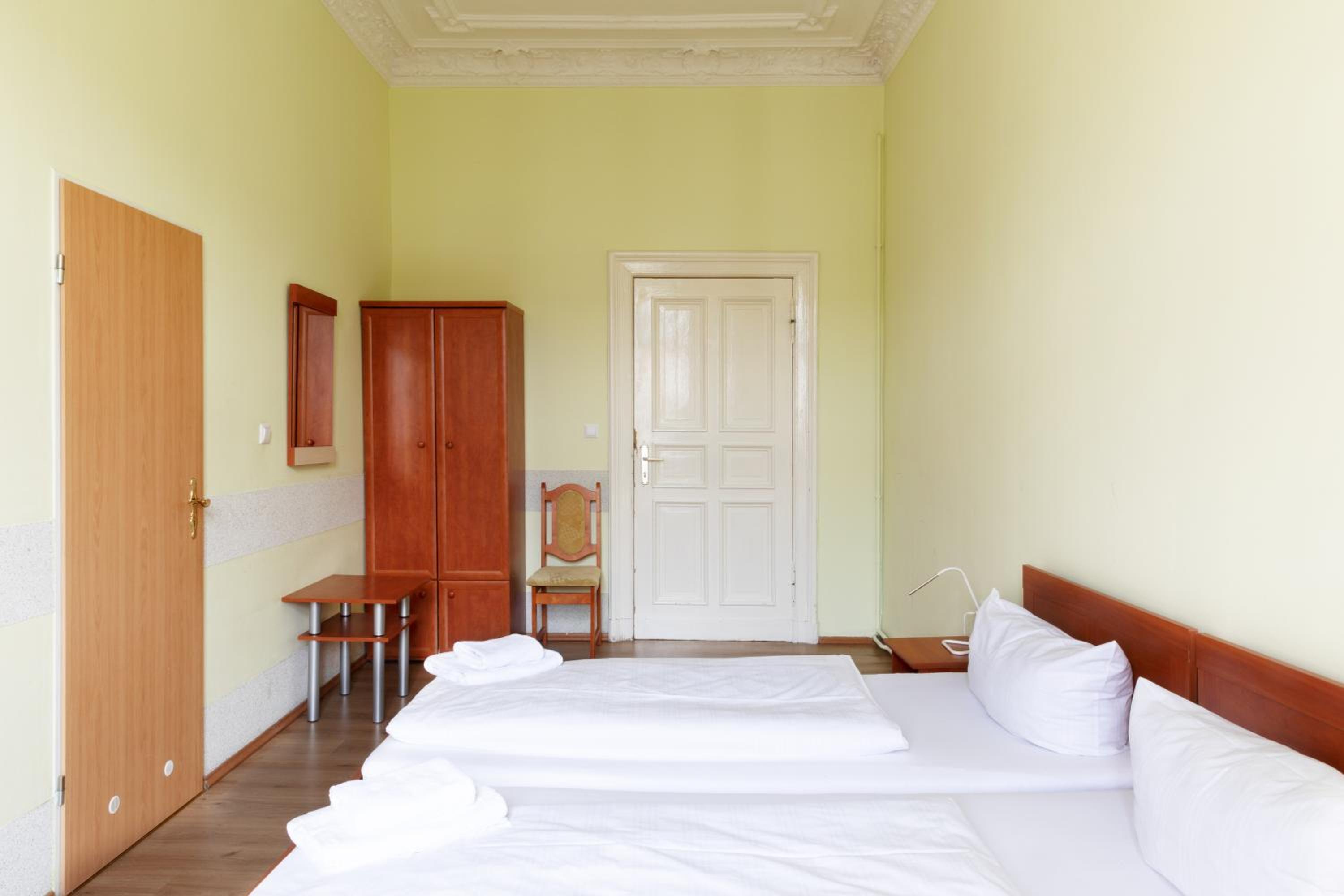 Standard Double or Twin Room photo 1