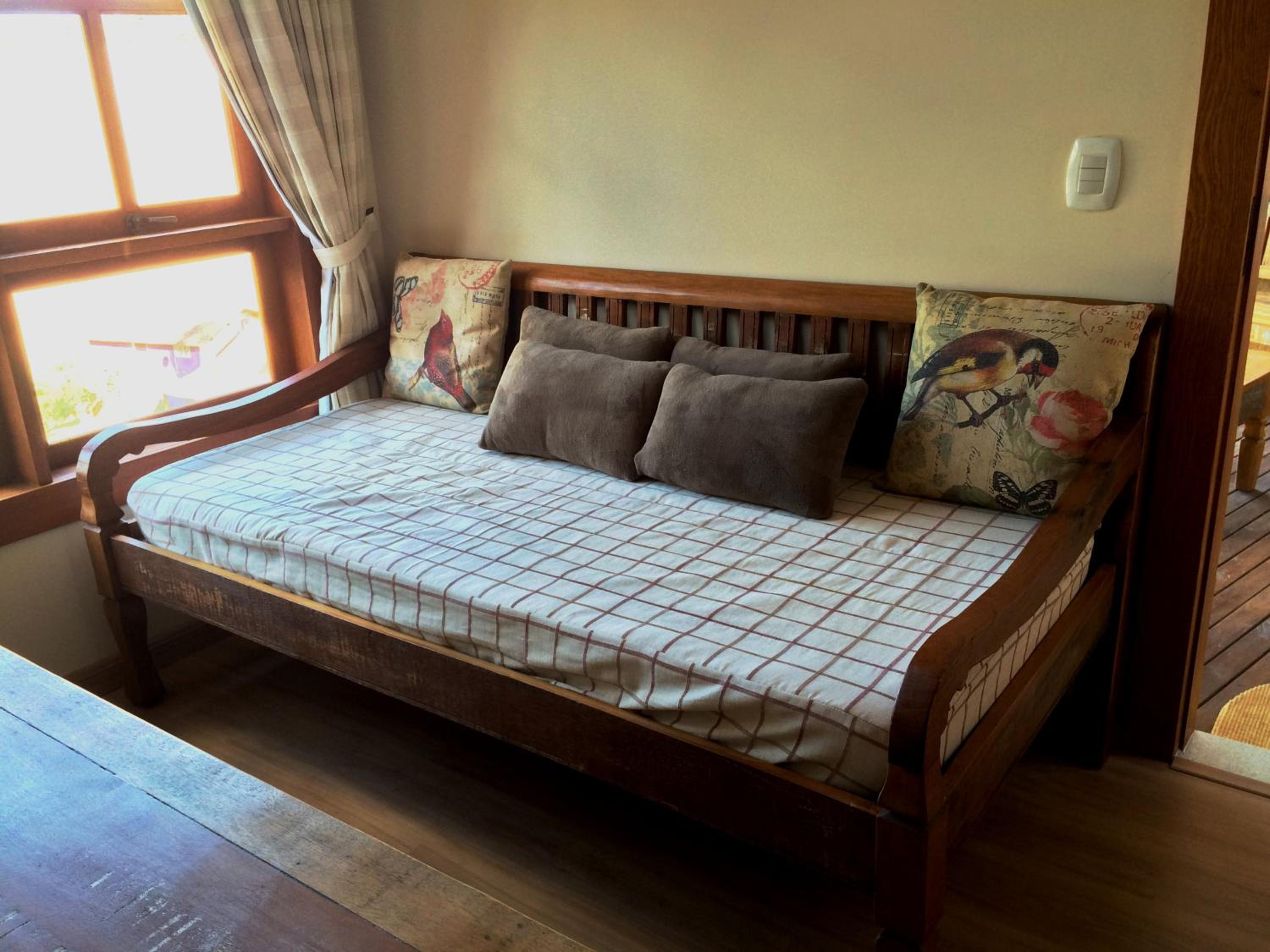 Deluxe Room (2 Adults + 1 Child) photo 1