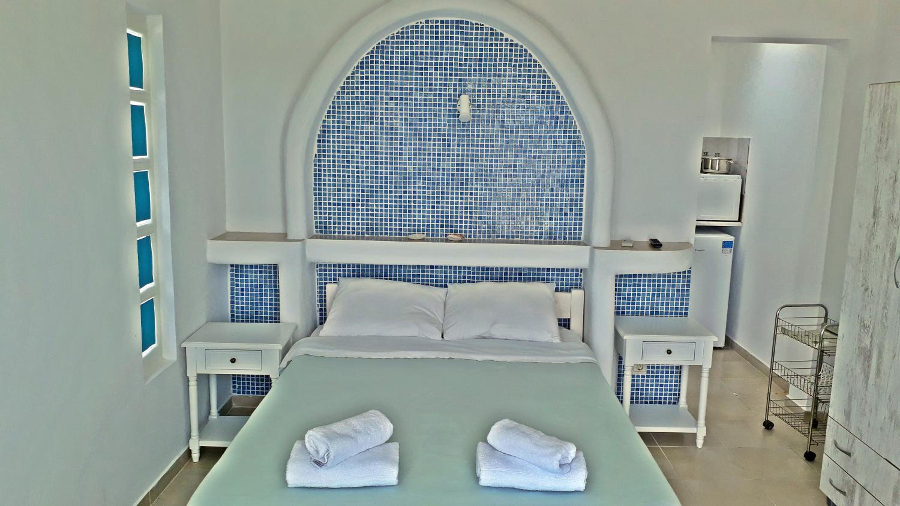 Studio Apartment with Sea View