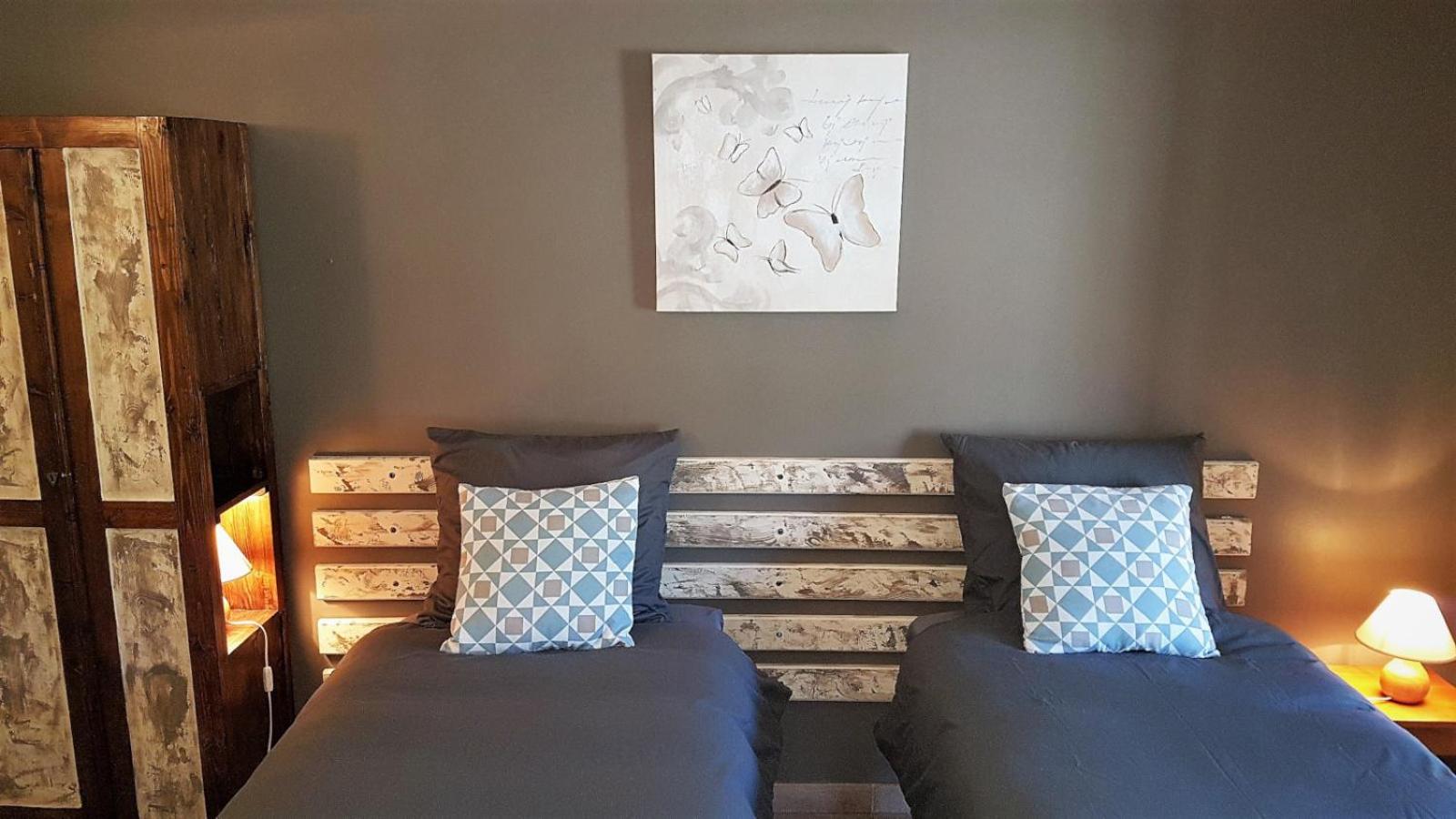 Double or Twin Room with Mountain View