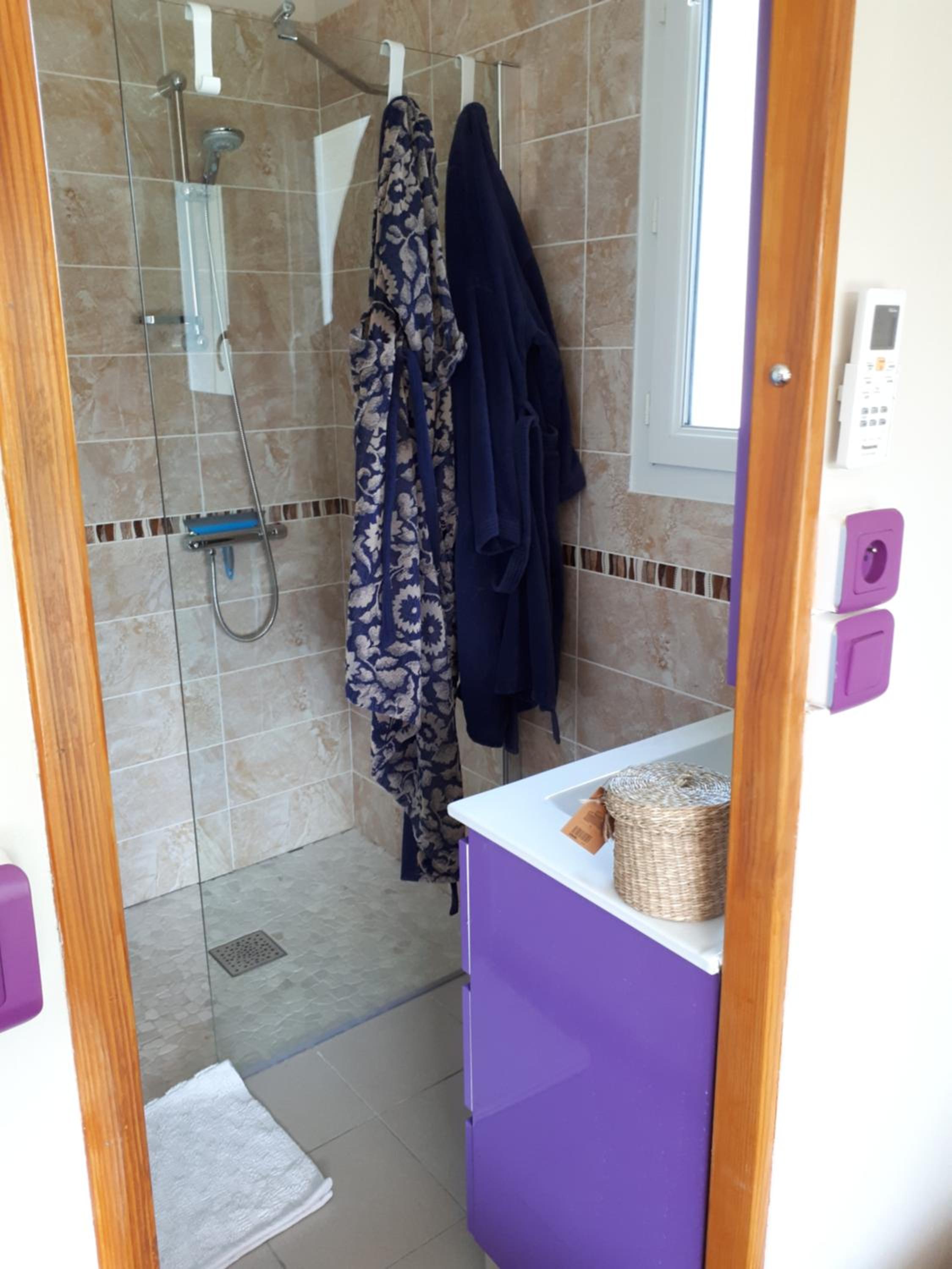 Triple Room with Private Bathroom photo 3