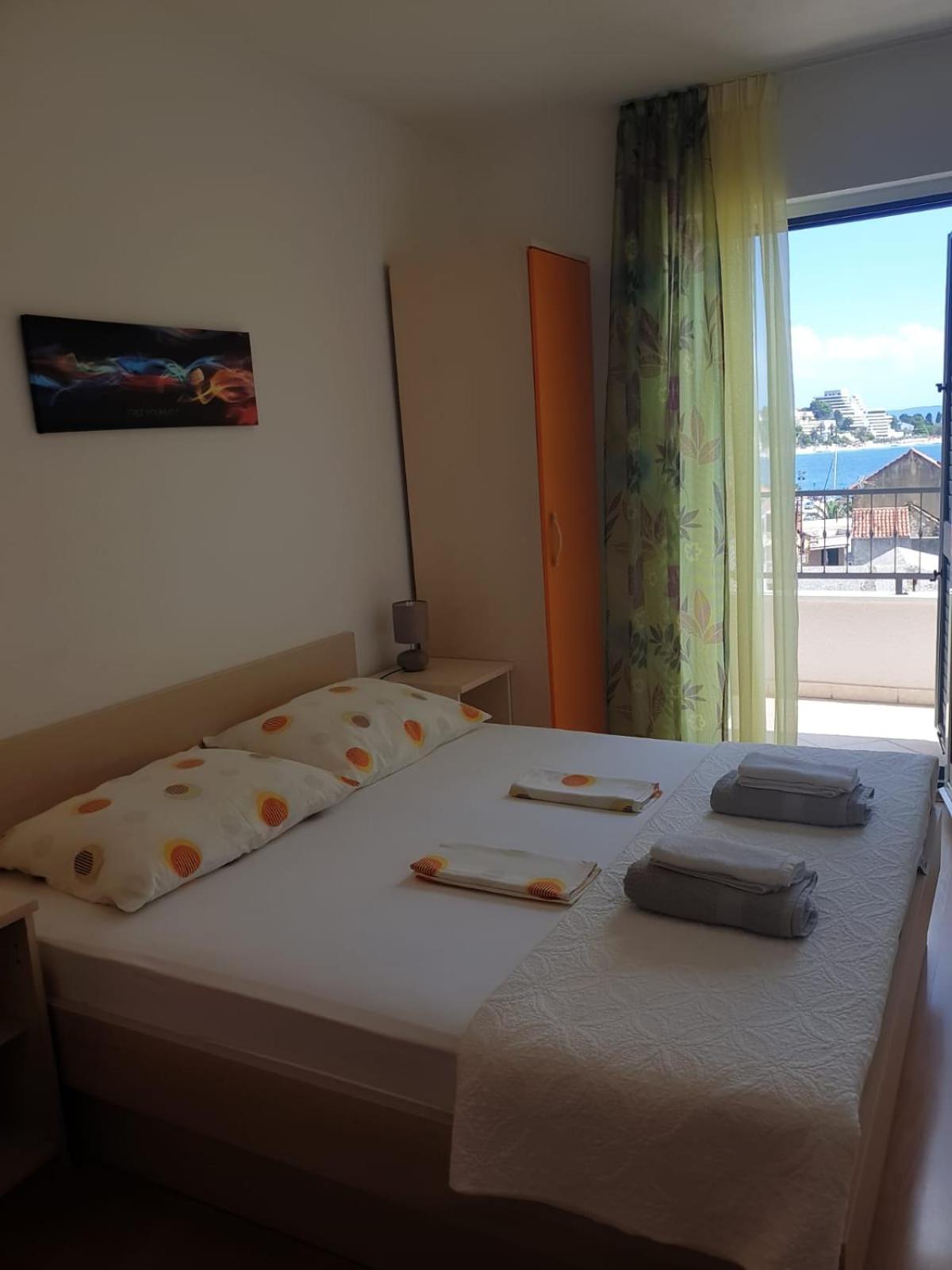 Apartment with Sea View photo 2