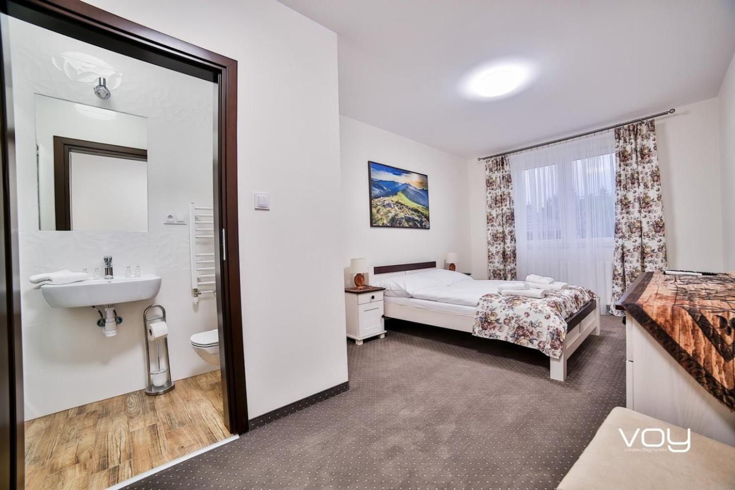 Large Double Room photo 2