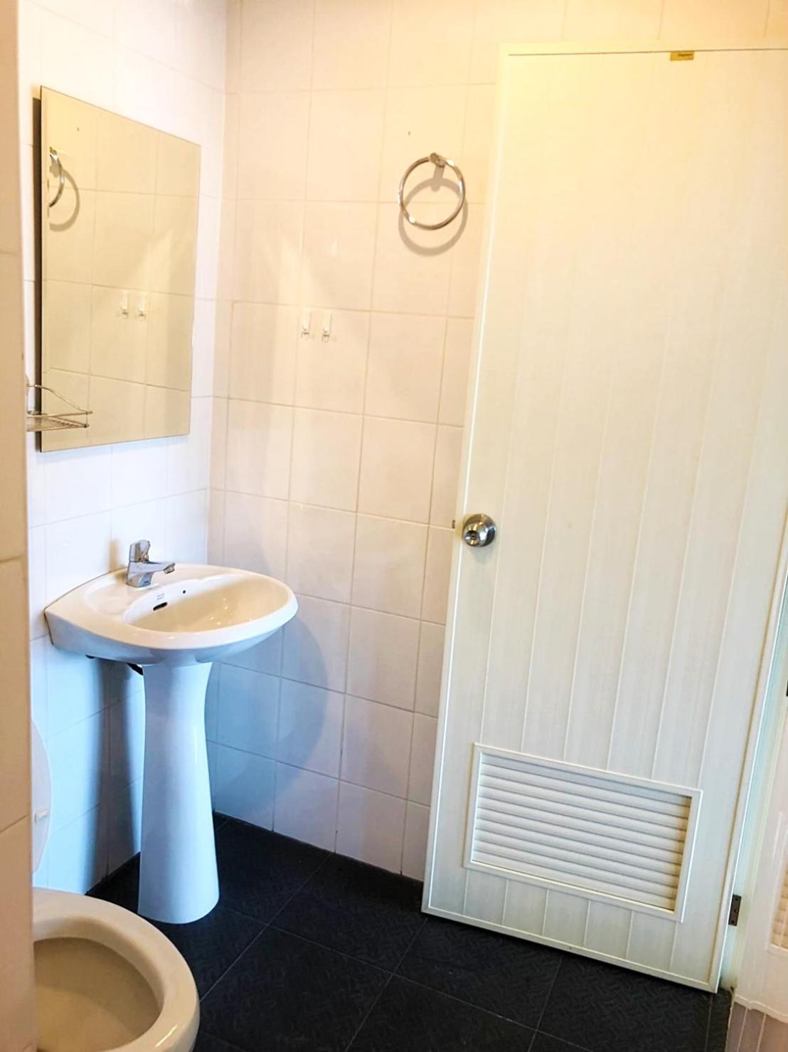 Deluxe Double Room with Balcony photo 3
