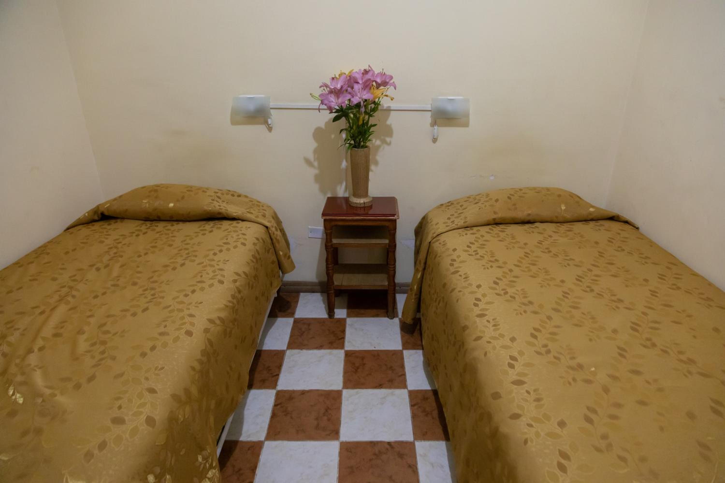 Twin Room with Shared Bathroom photo 3