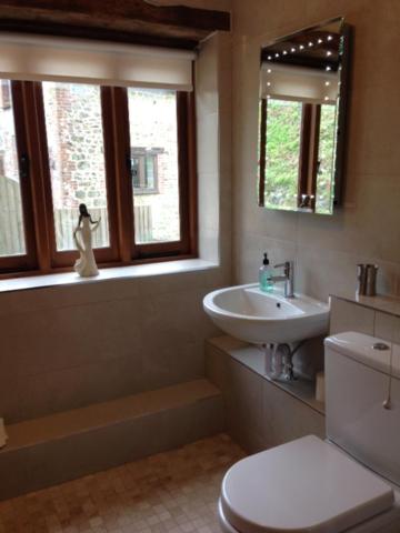 Two-Bedroom House photo 2