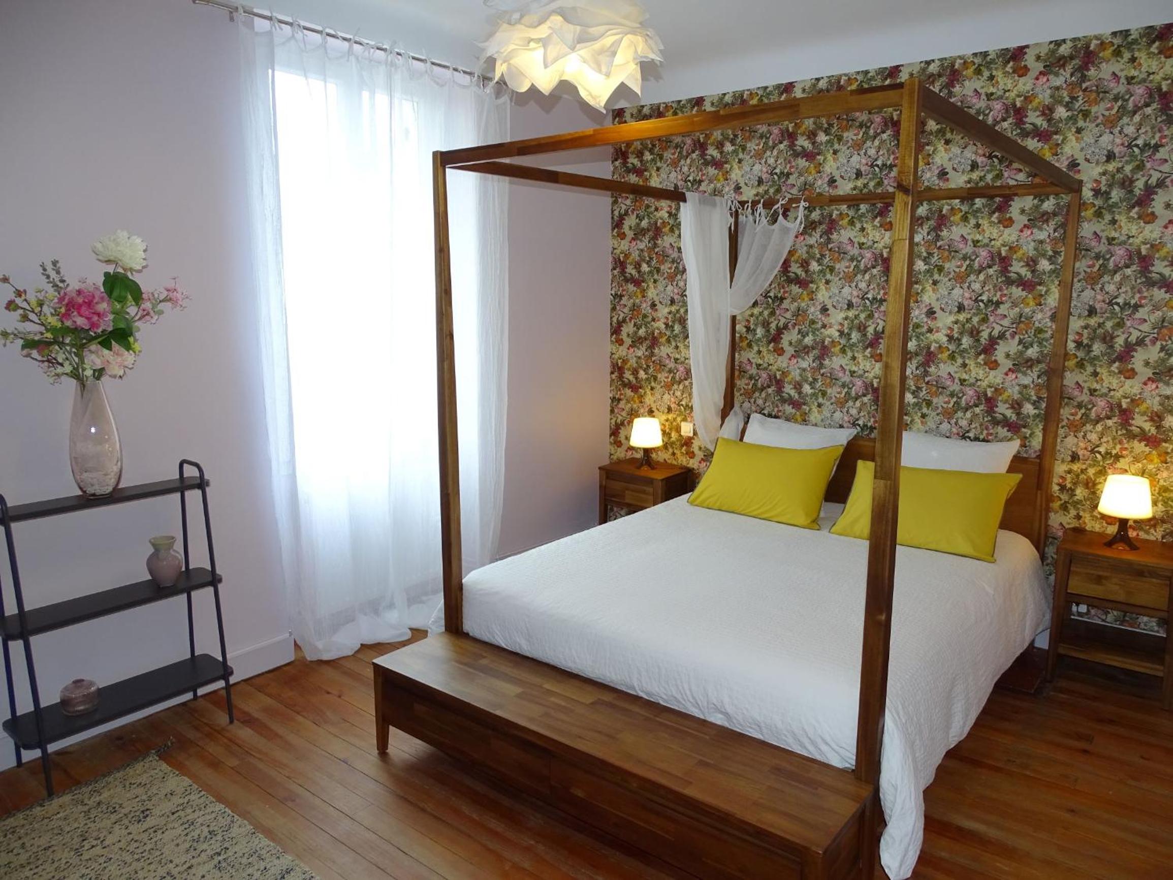 Double Room with Private Bathroom