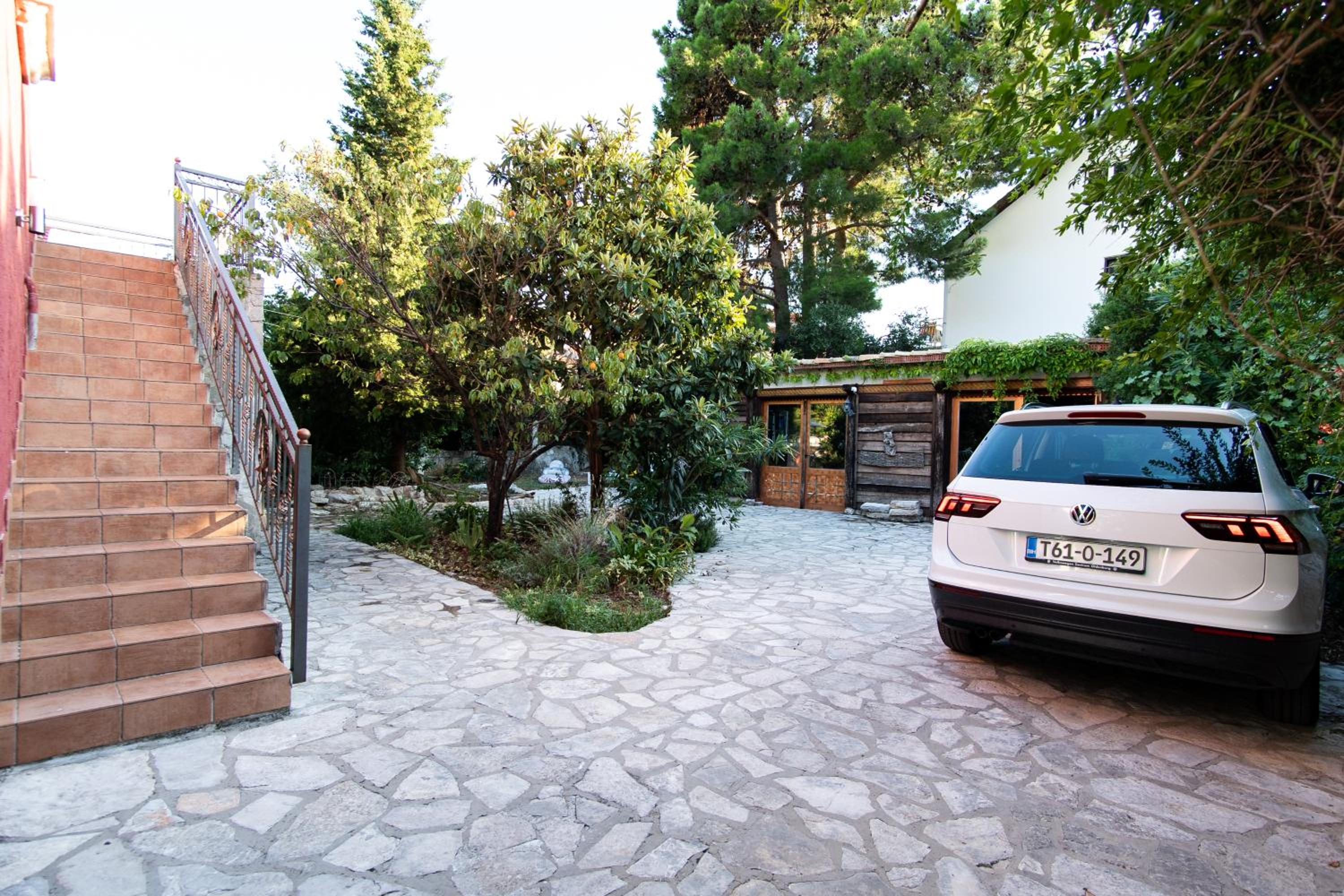Three-Bedroom Villa photo 1
