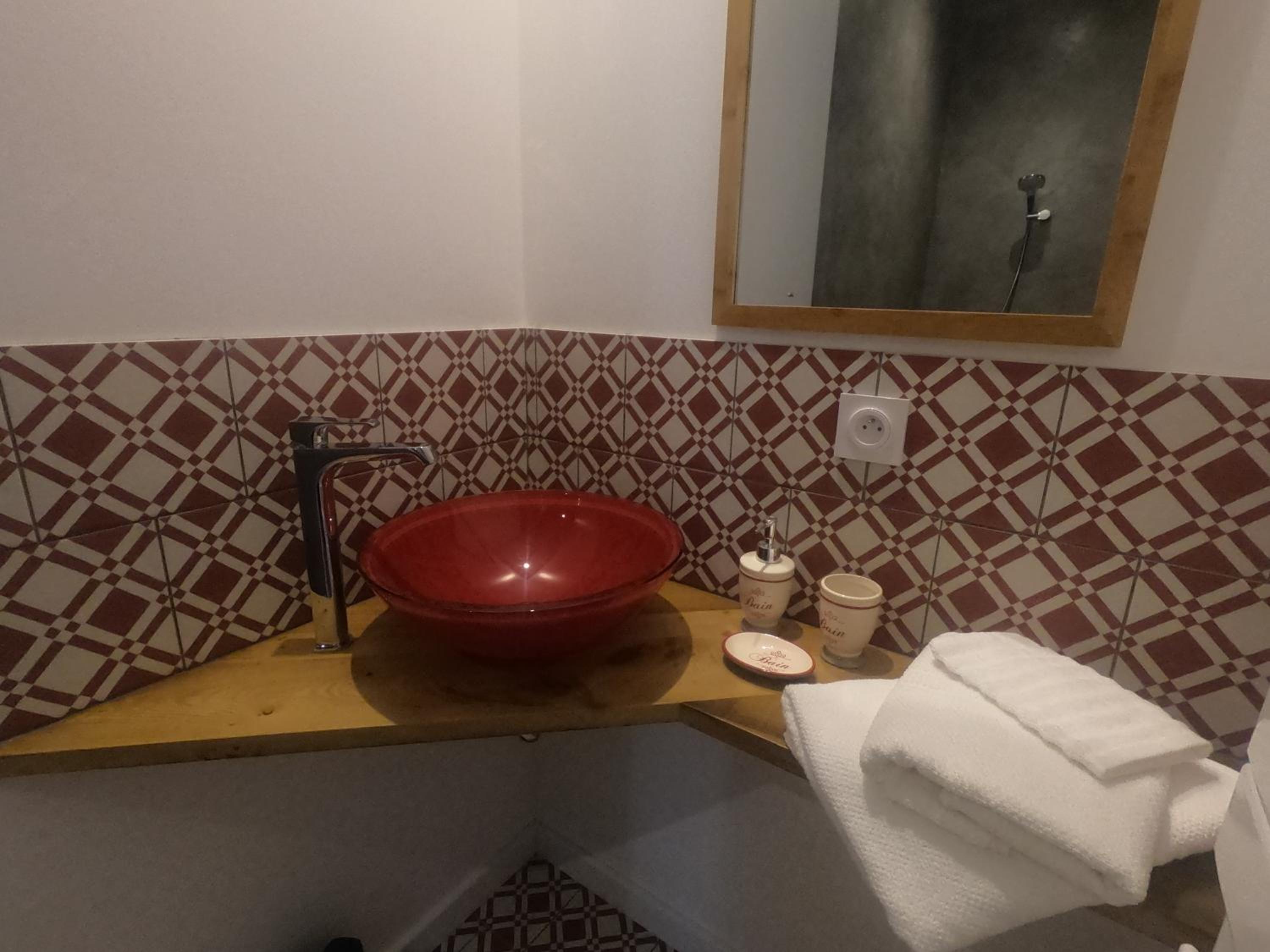 Double Room with Private Bathroom photo 2