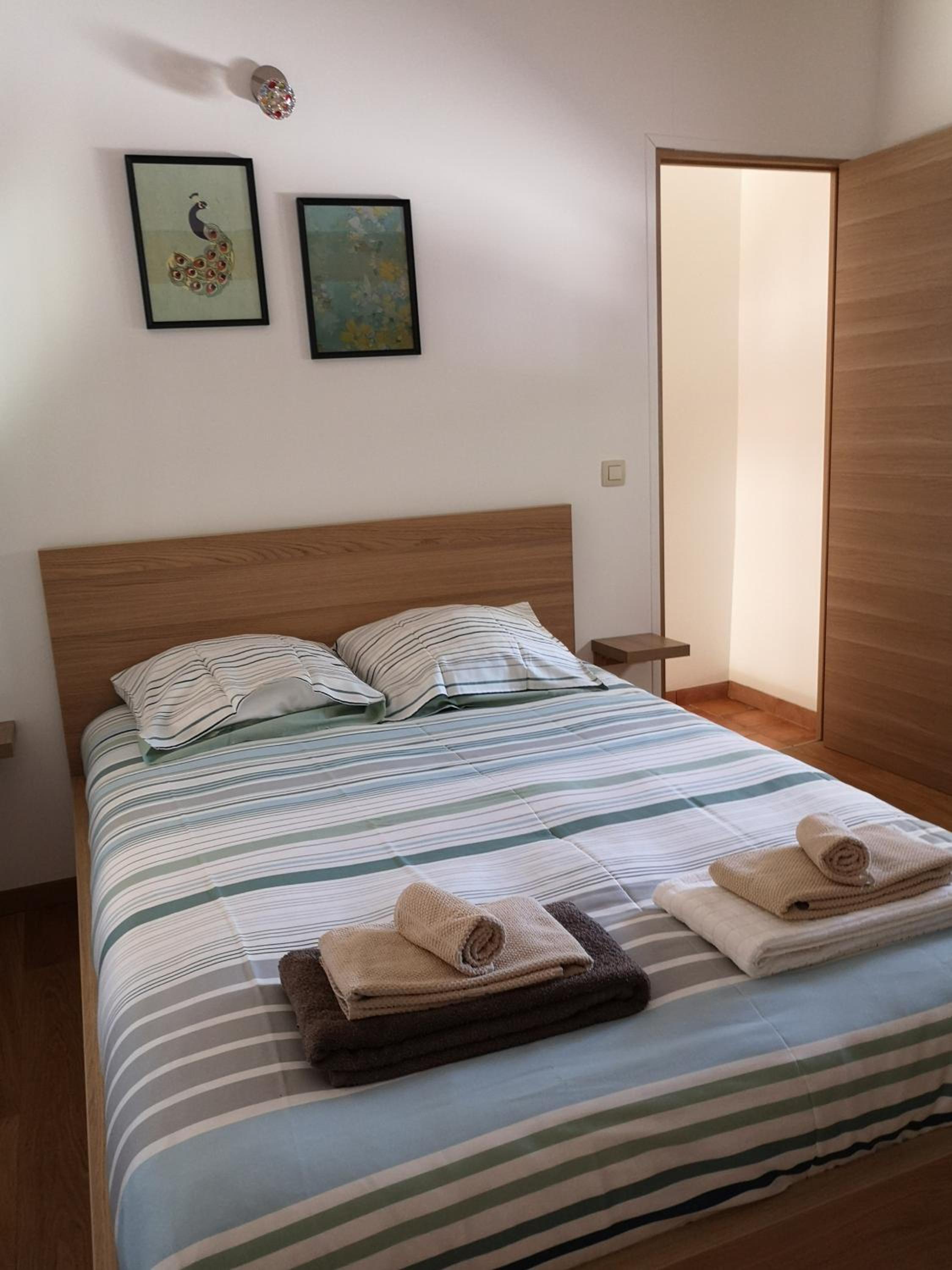Apartment with Mountain View photo 3