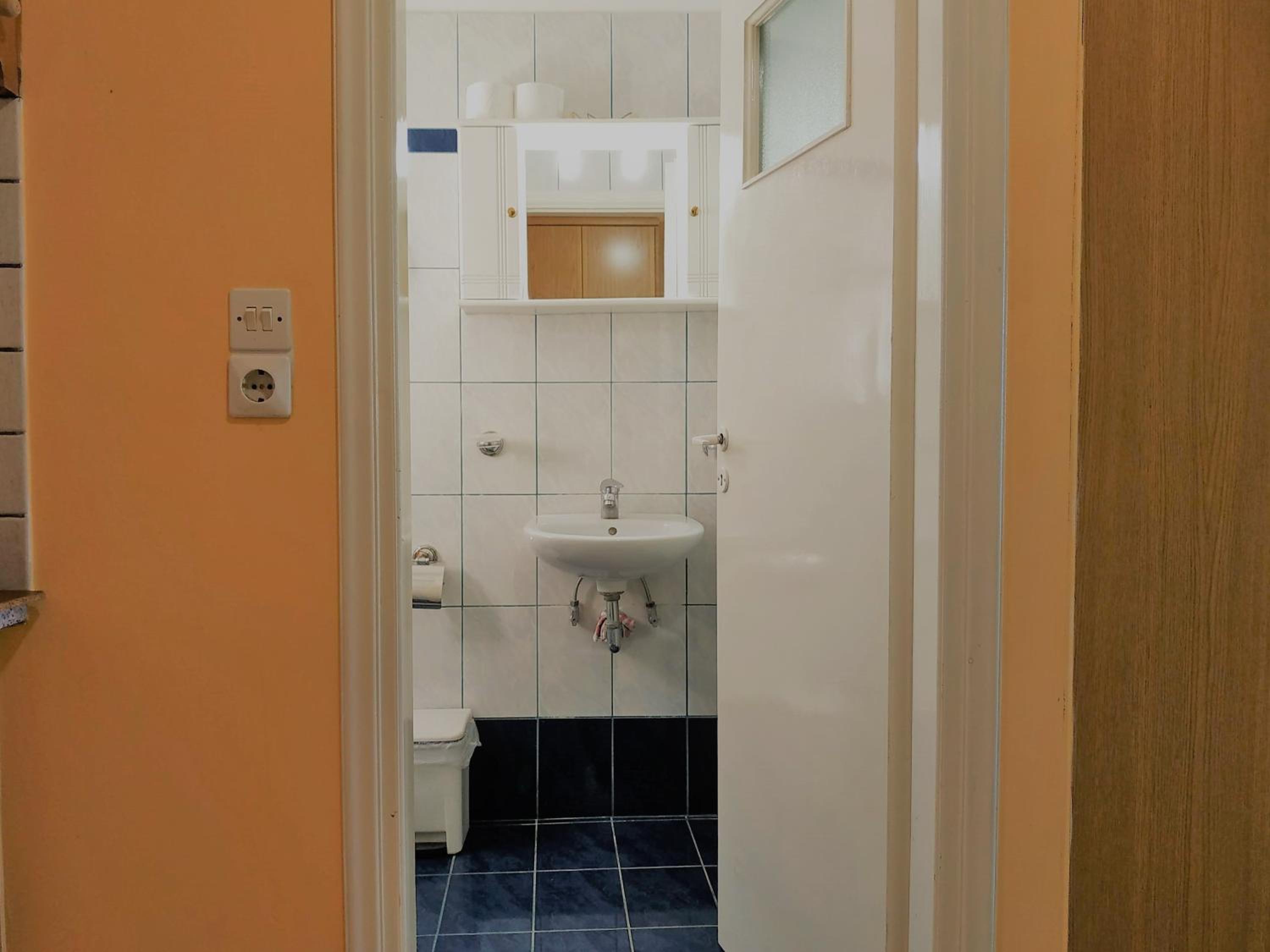 Studio Apartment photo 2