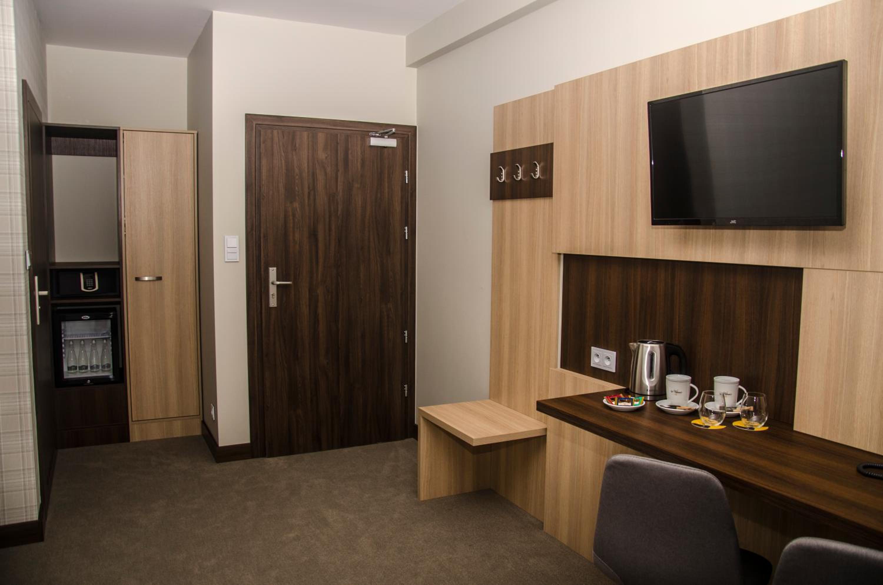 Large Double Room photo 3