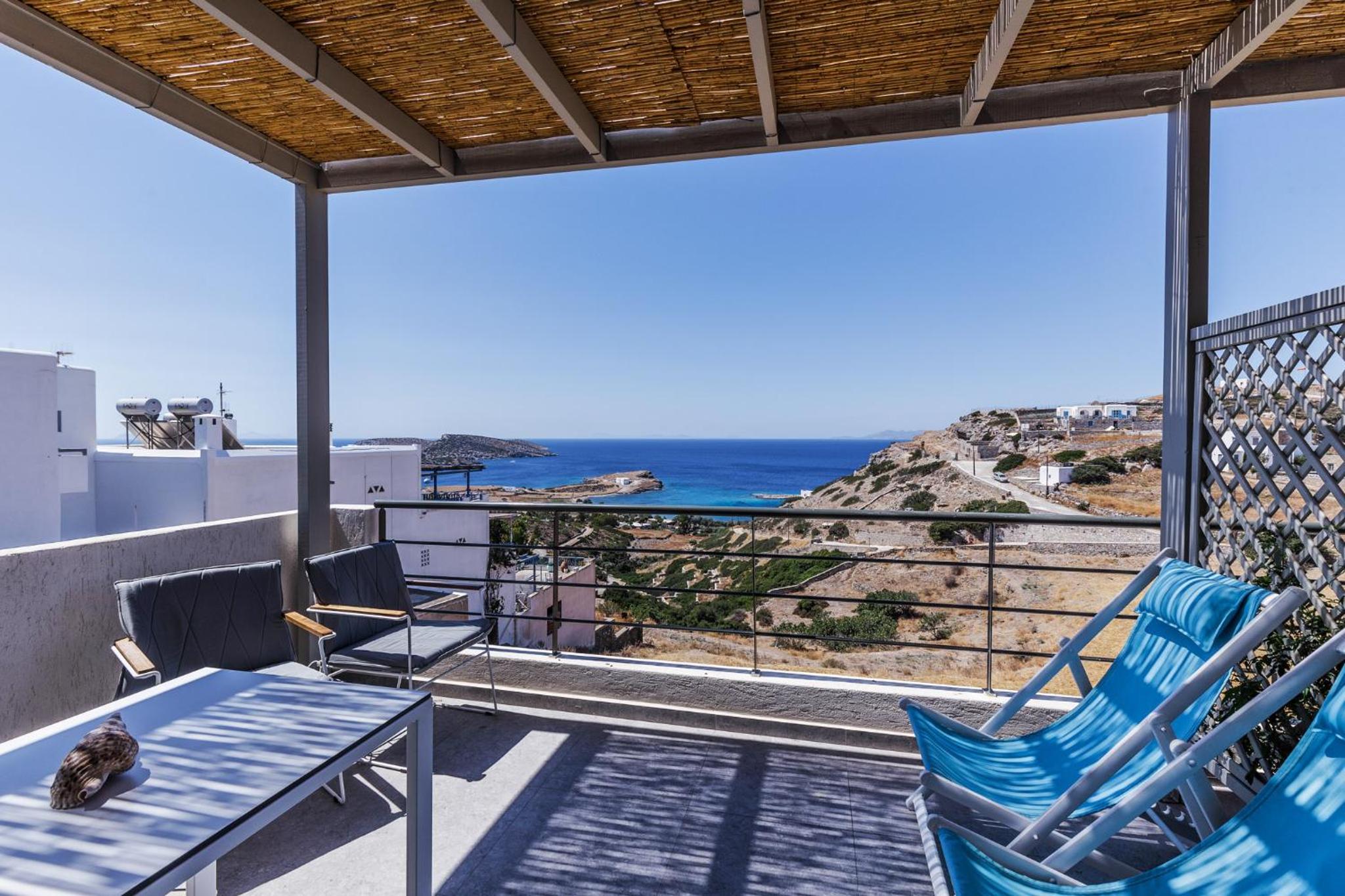 Studio Apartment with Sea View photo 3