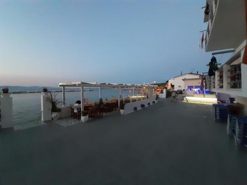 Studio Apartment with Sea View photo 3