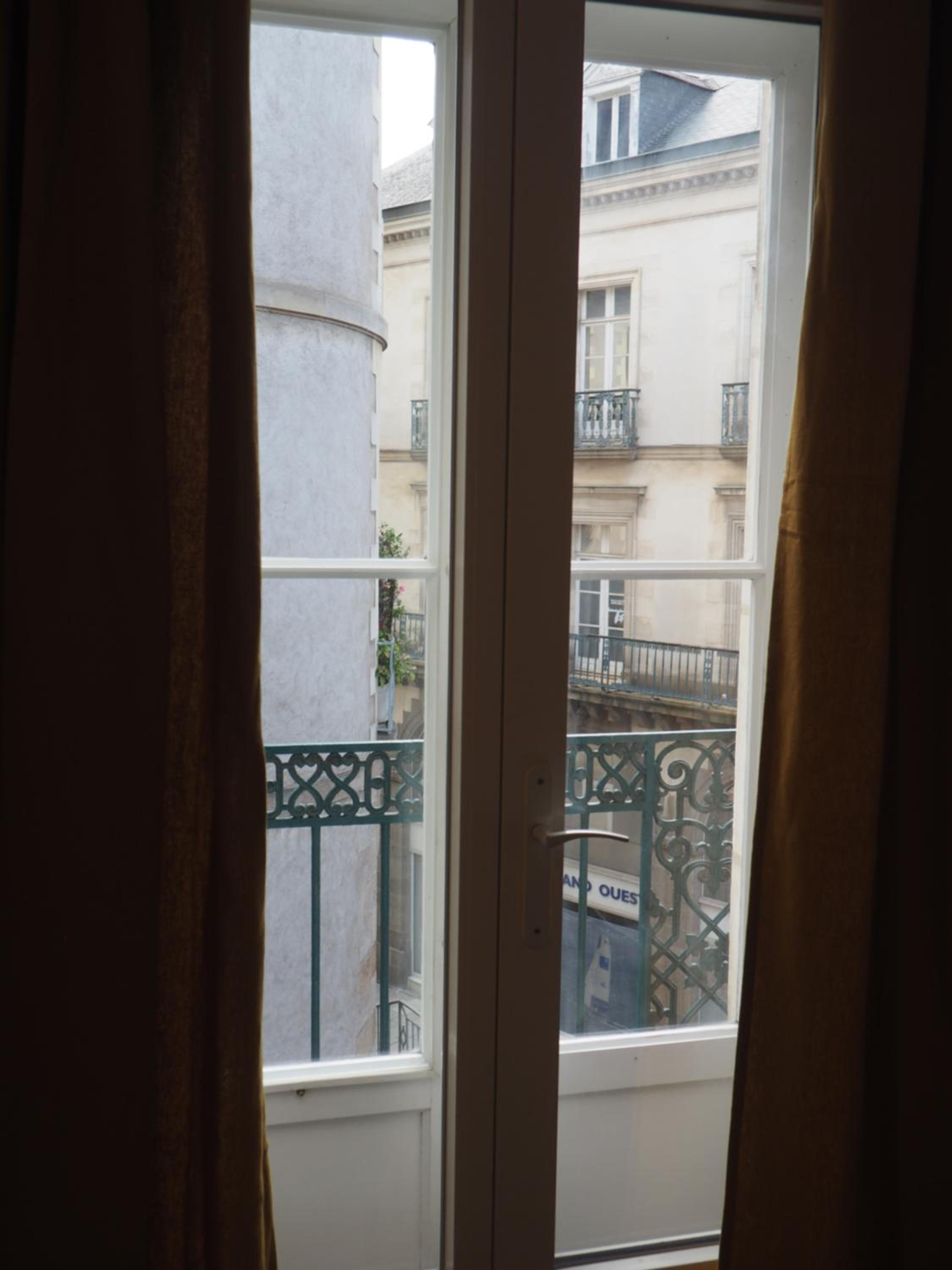 Suite with City View photo 2