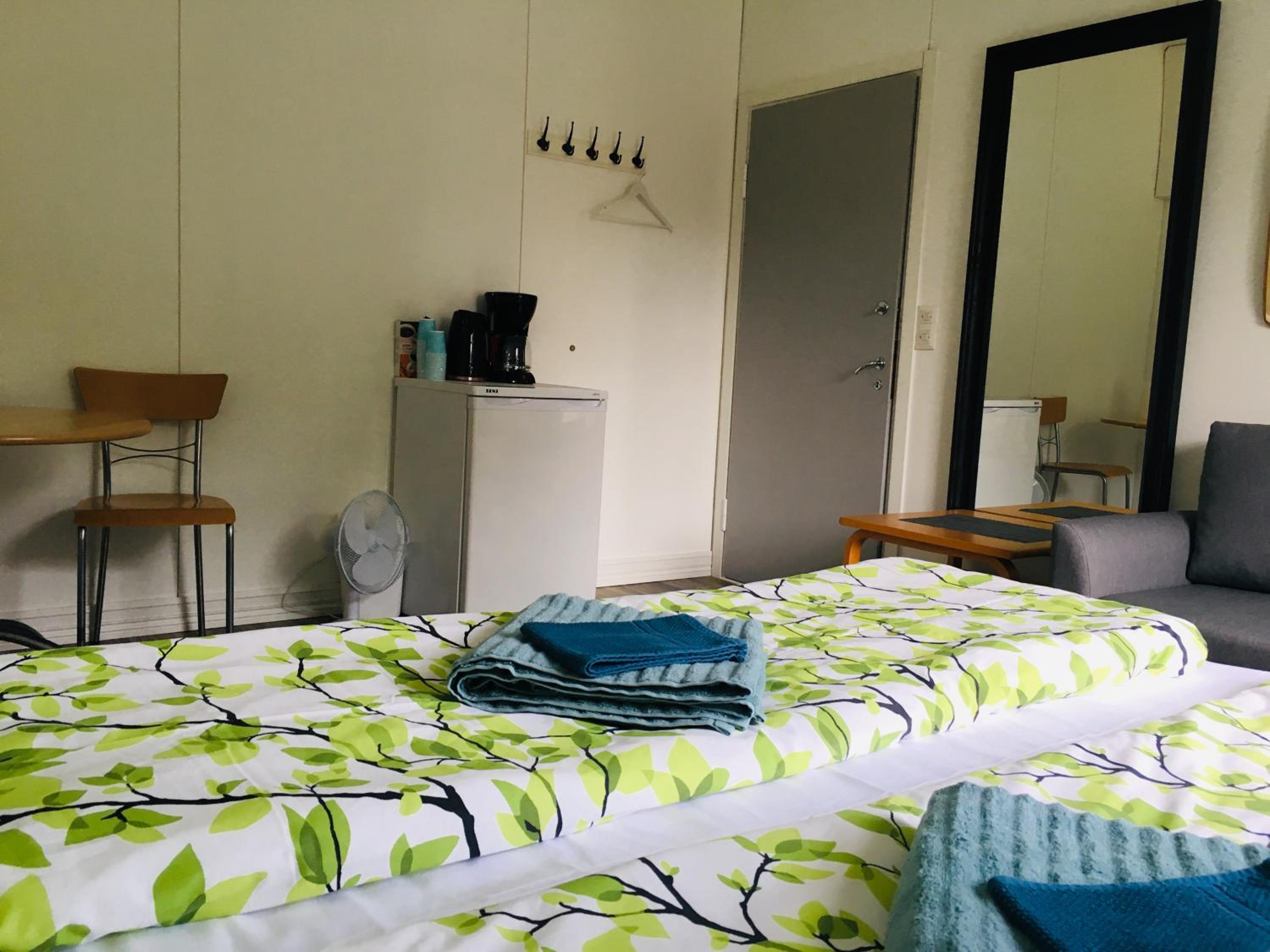 Double or Twin Room with Shared Bathroom