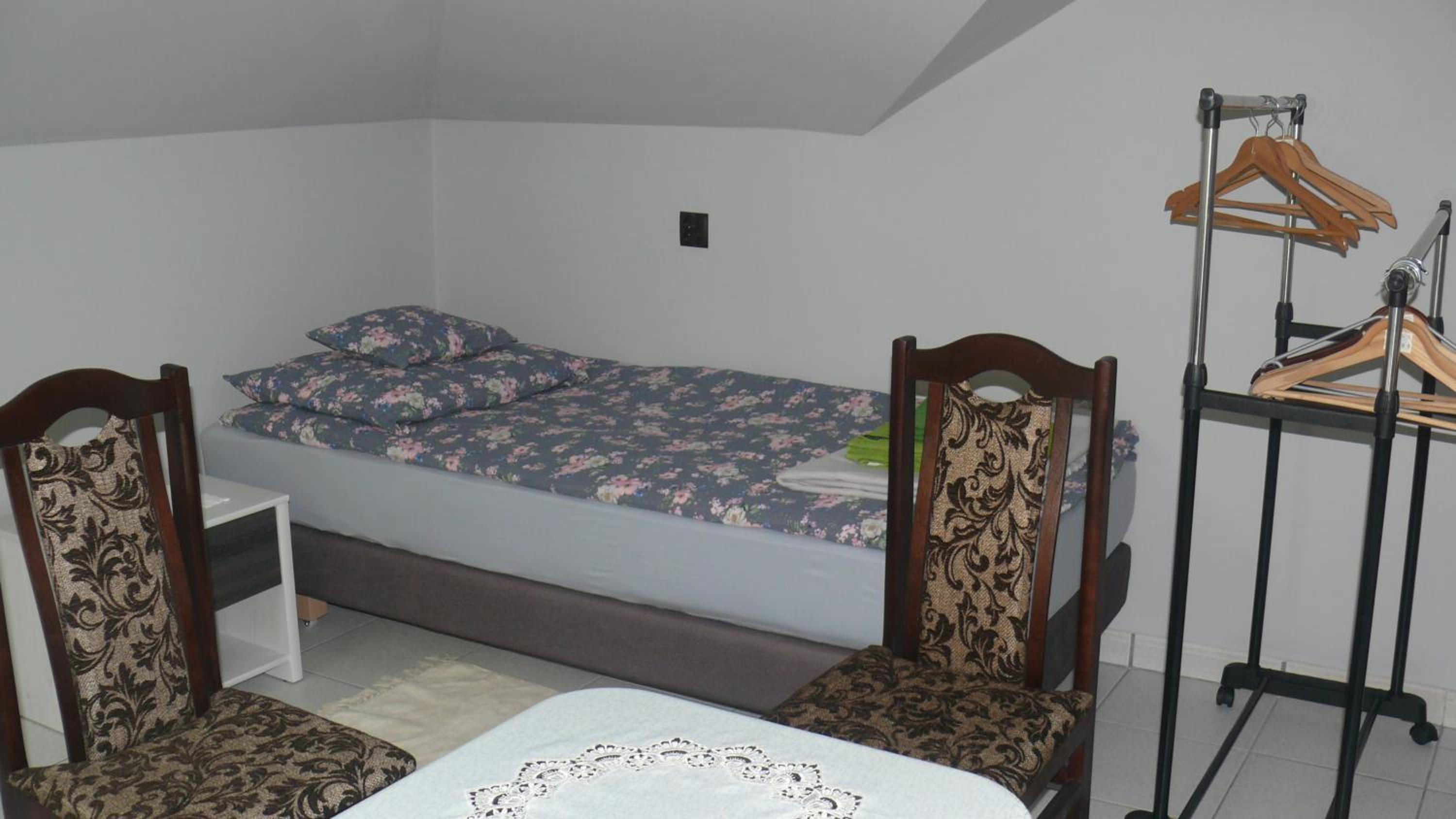 Large Double Room photo 1