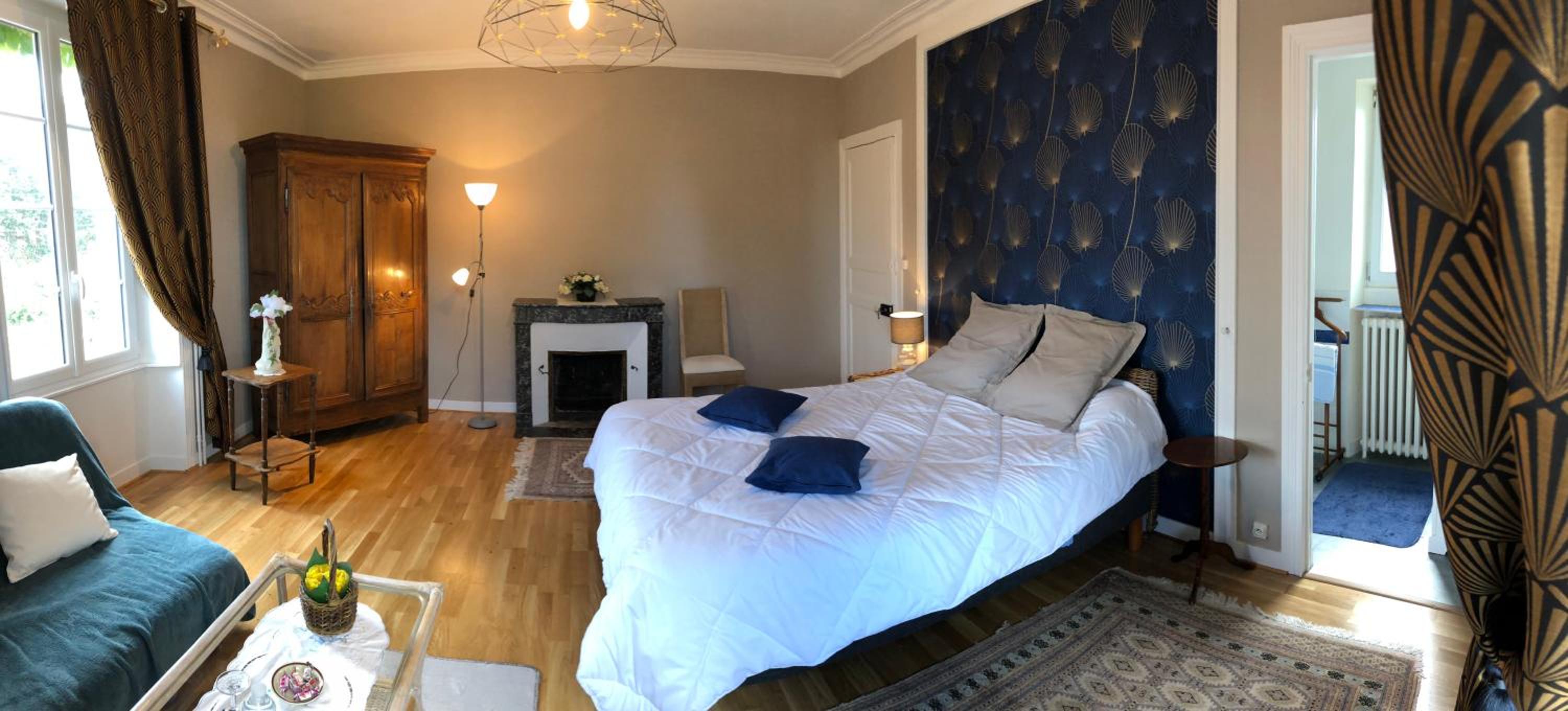Double Room with Private Bathroom