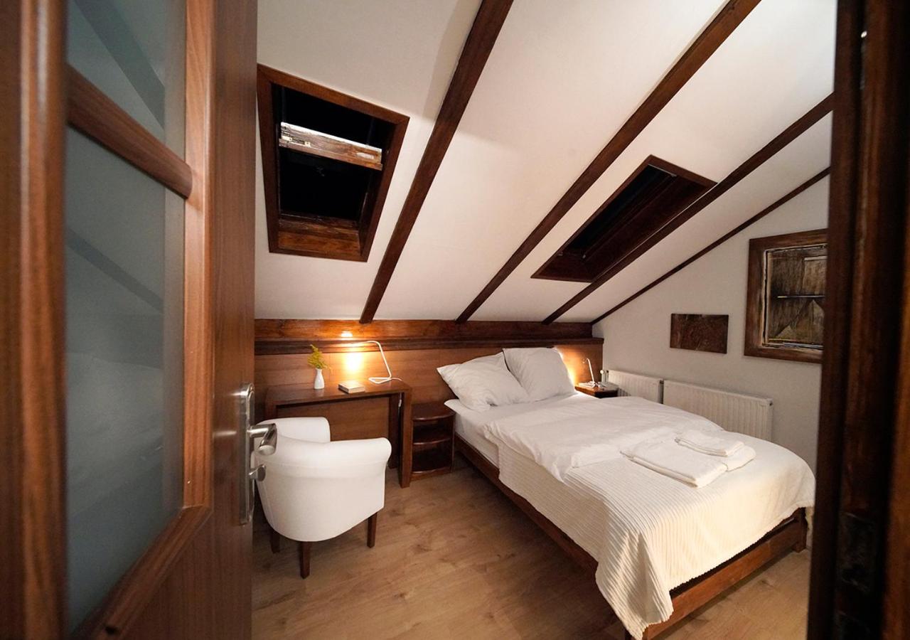 Double Room photo 2