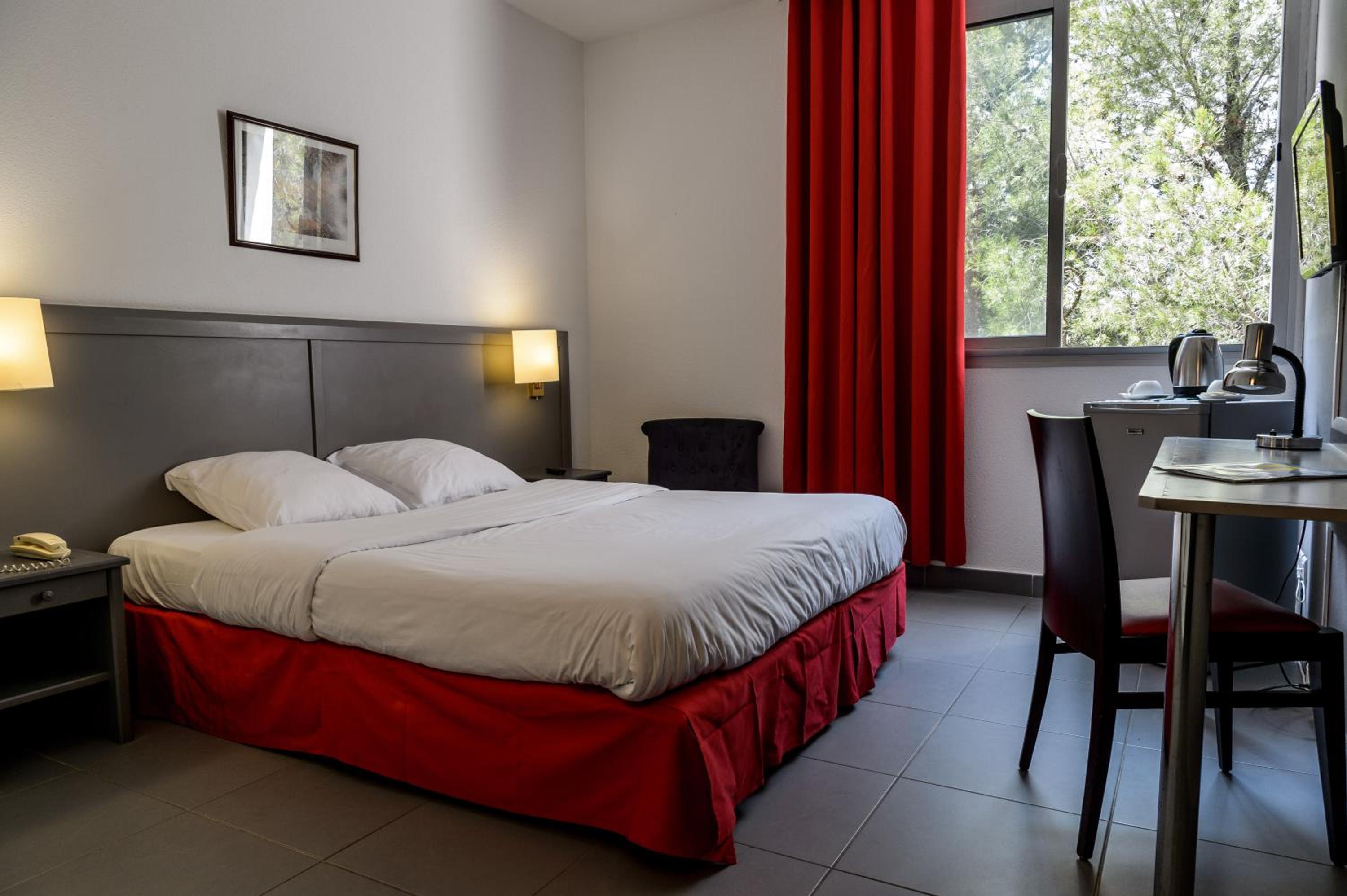Standard Double Room photo 2