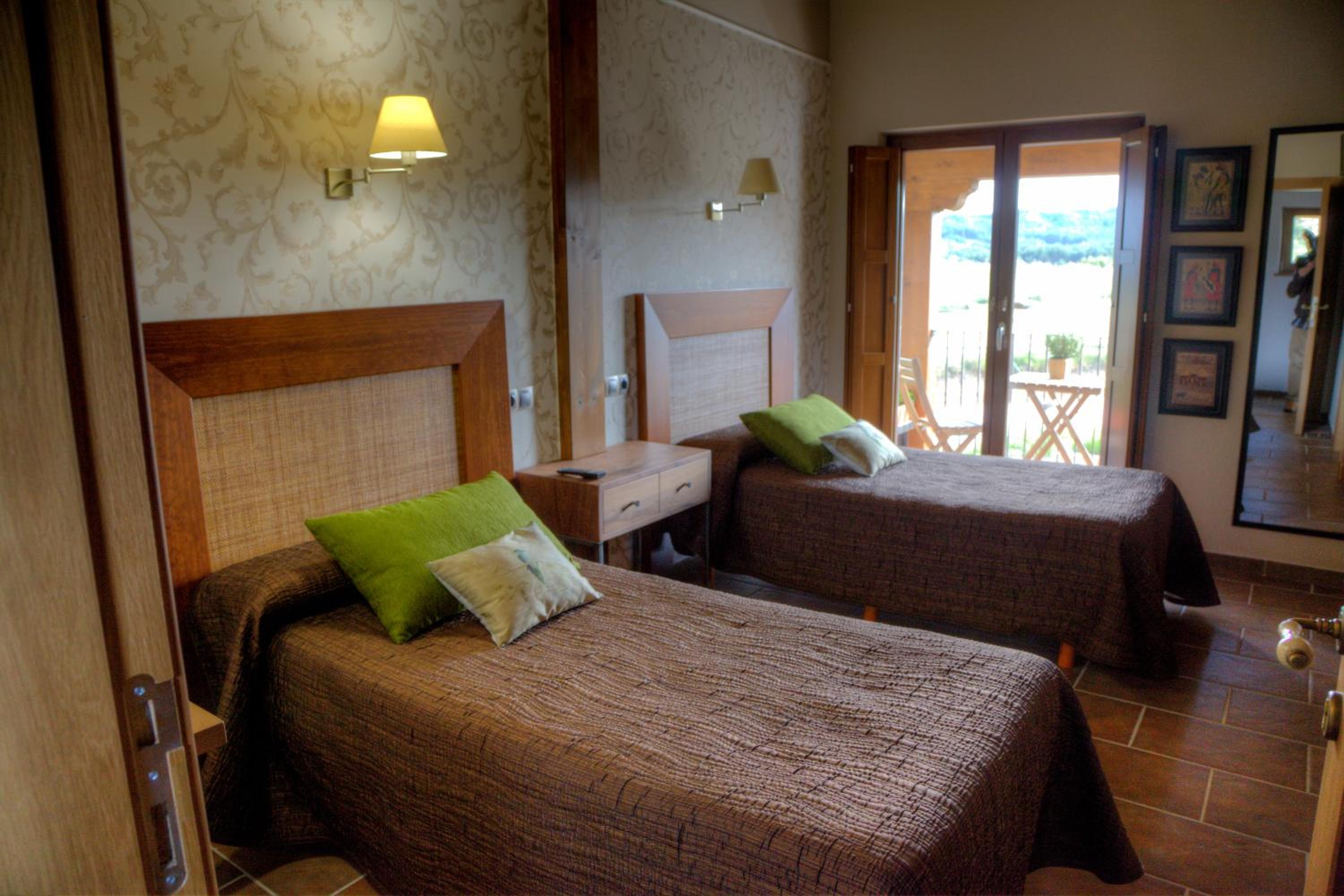 Double or Twin Room photo 2