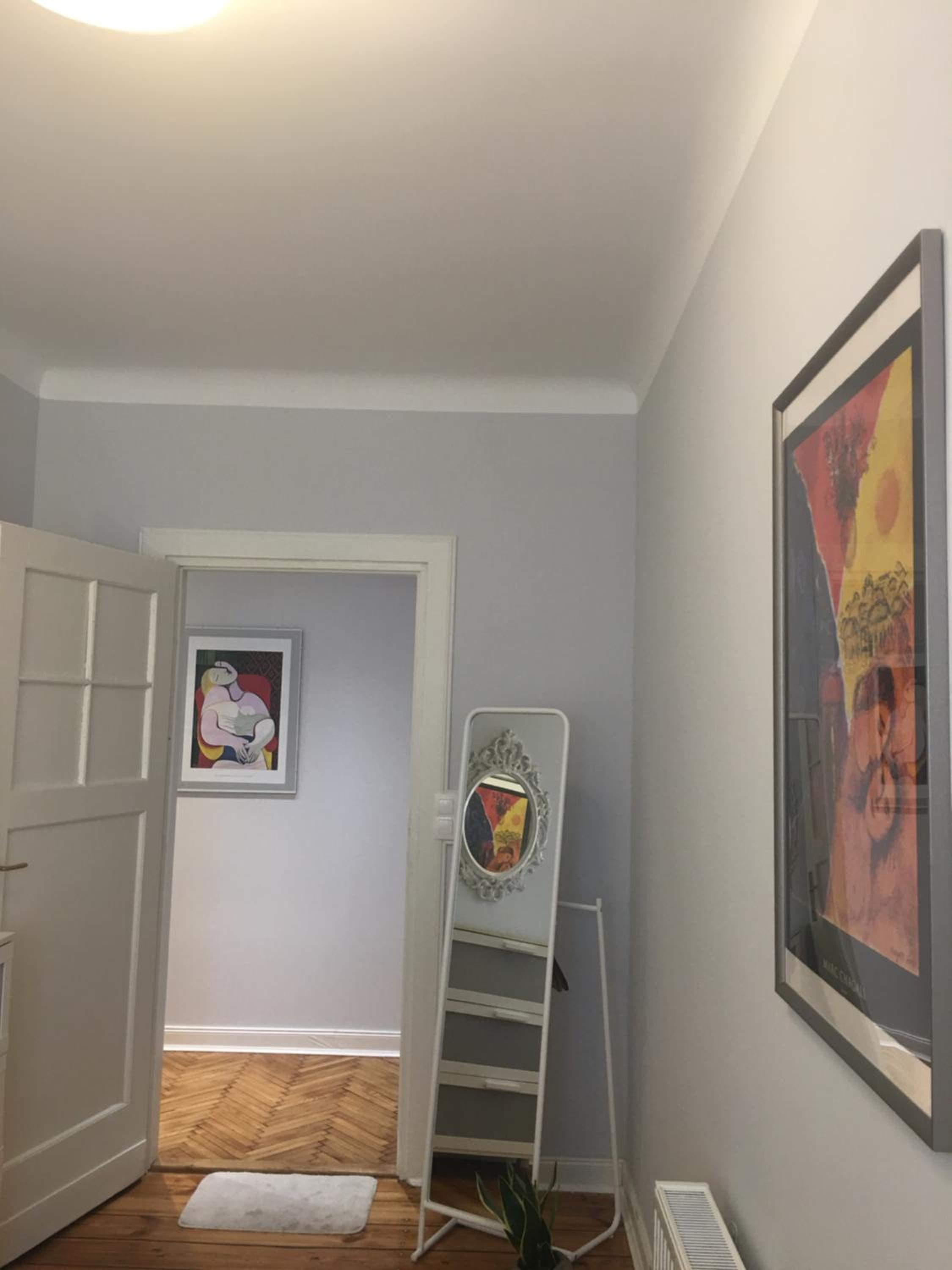 One-Bedroom Apartment - Photo 4