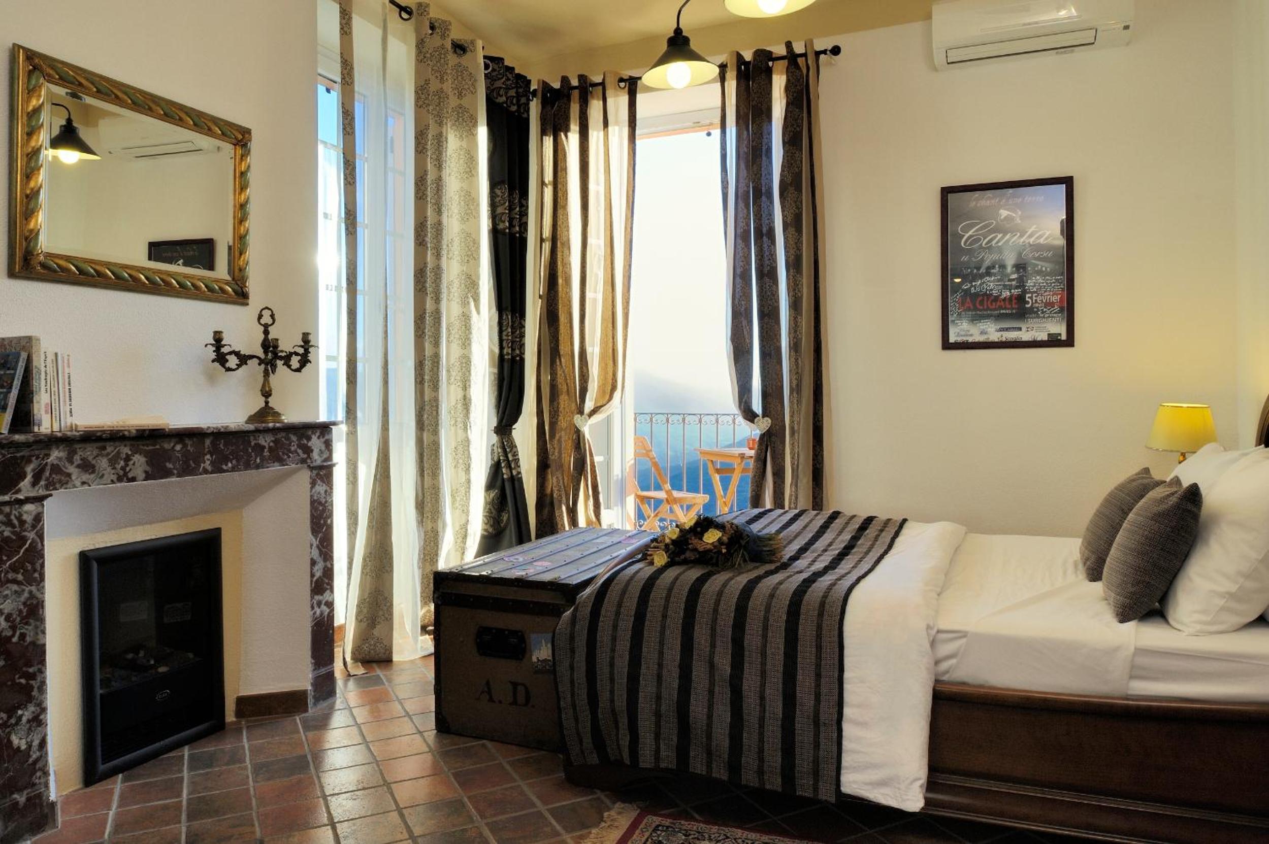 Suite with City View