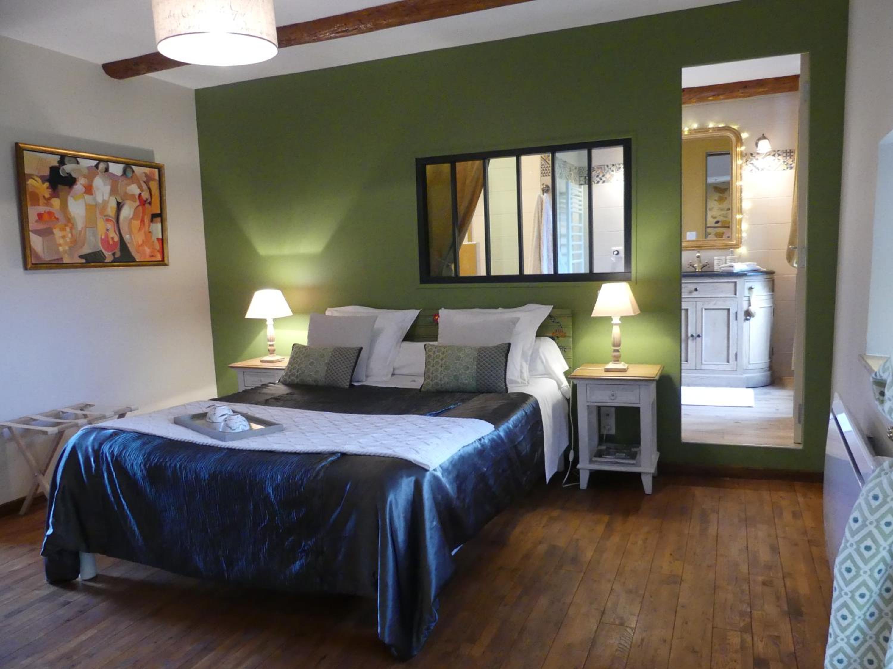 Queen Room