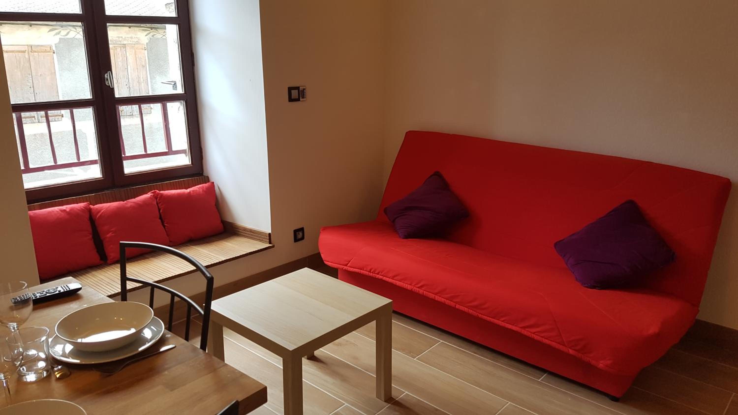 Apartment - Split Level - Photo 10