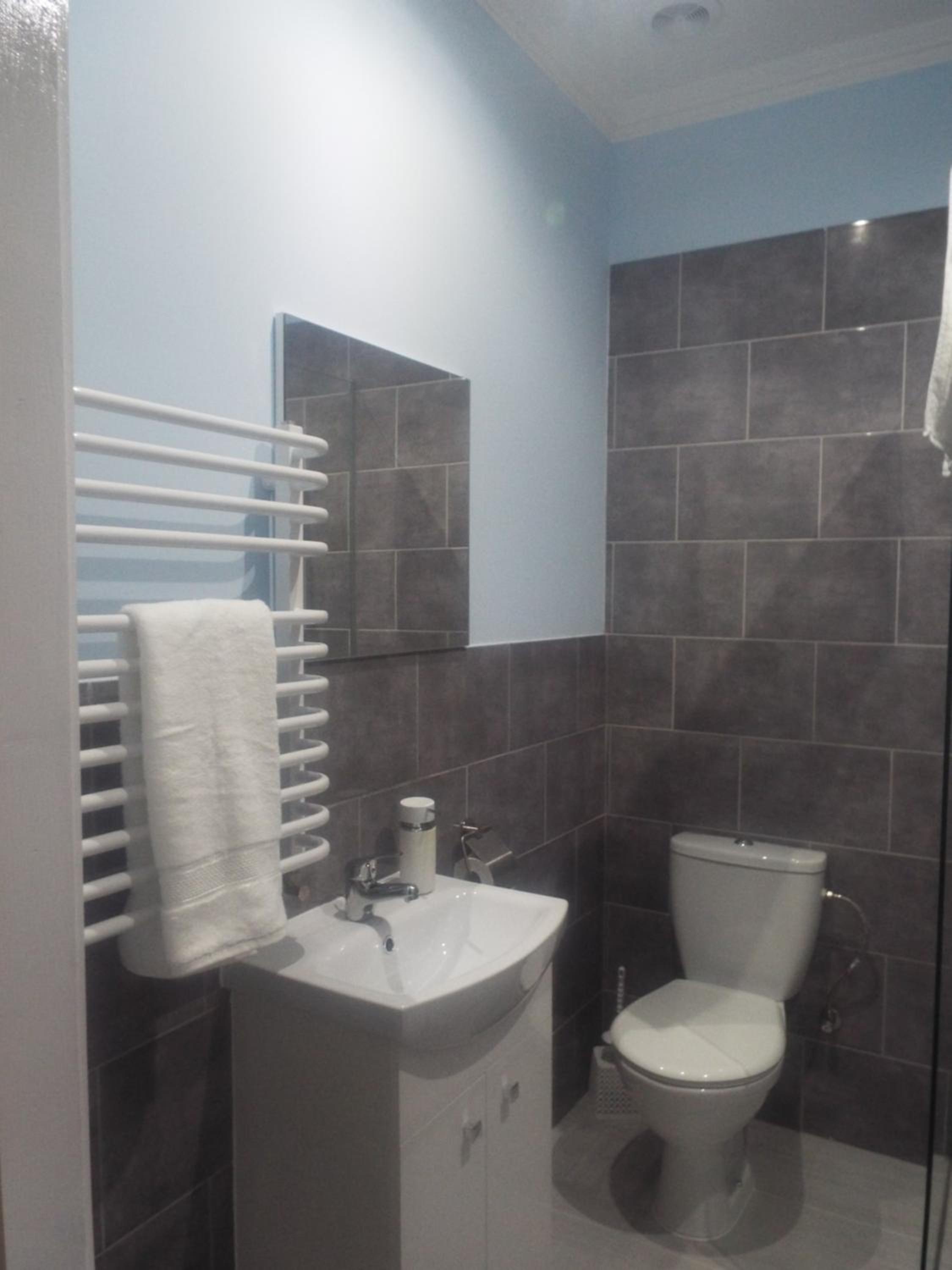 Deluxe Double Room with Shower photo 3
