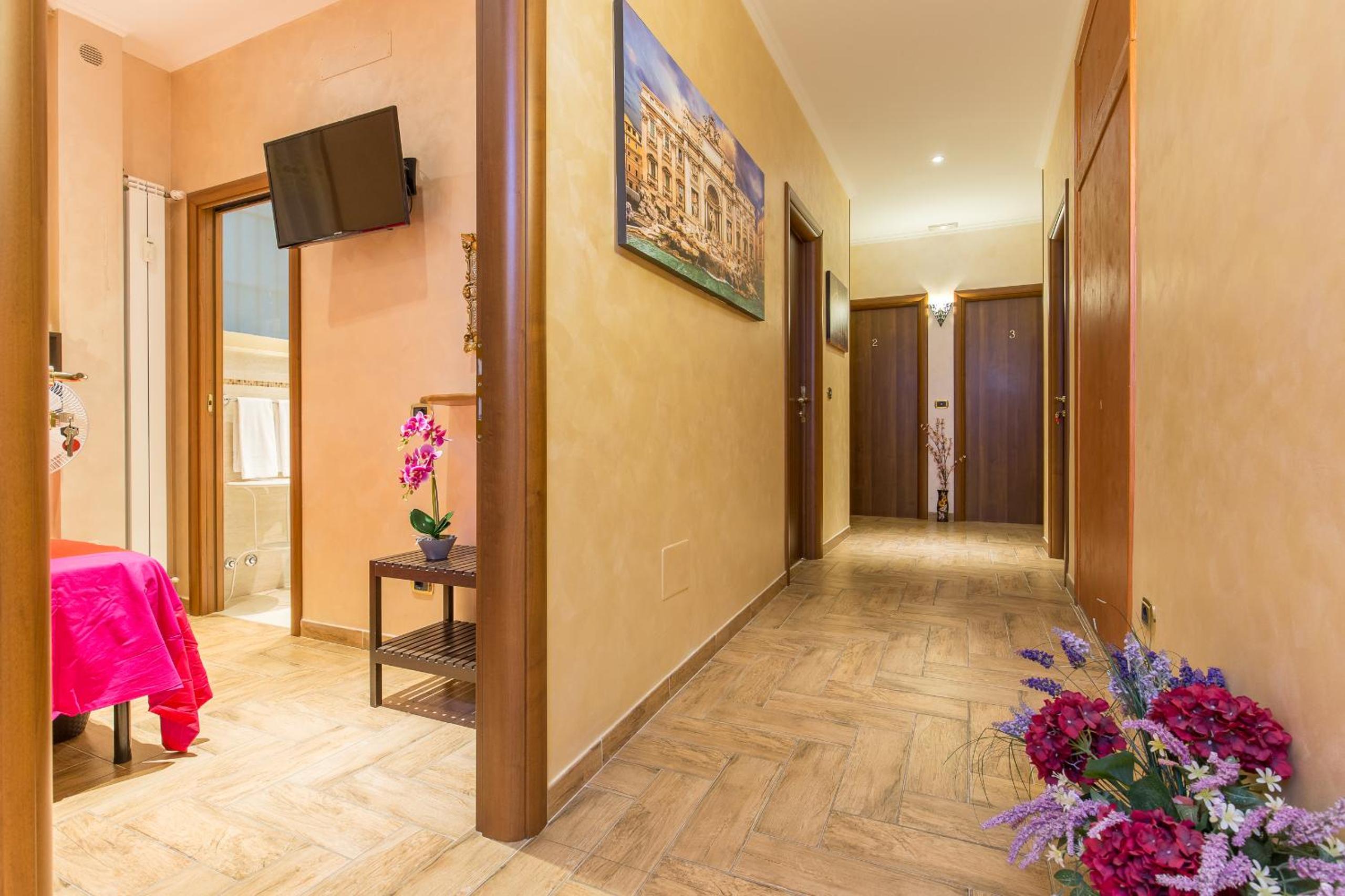 Small Single Room