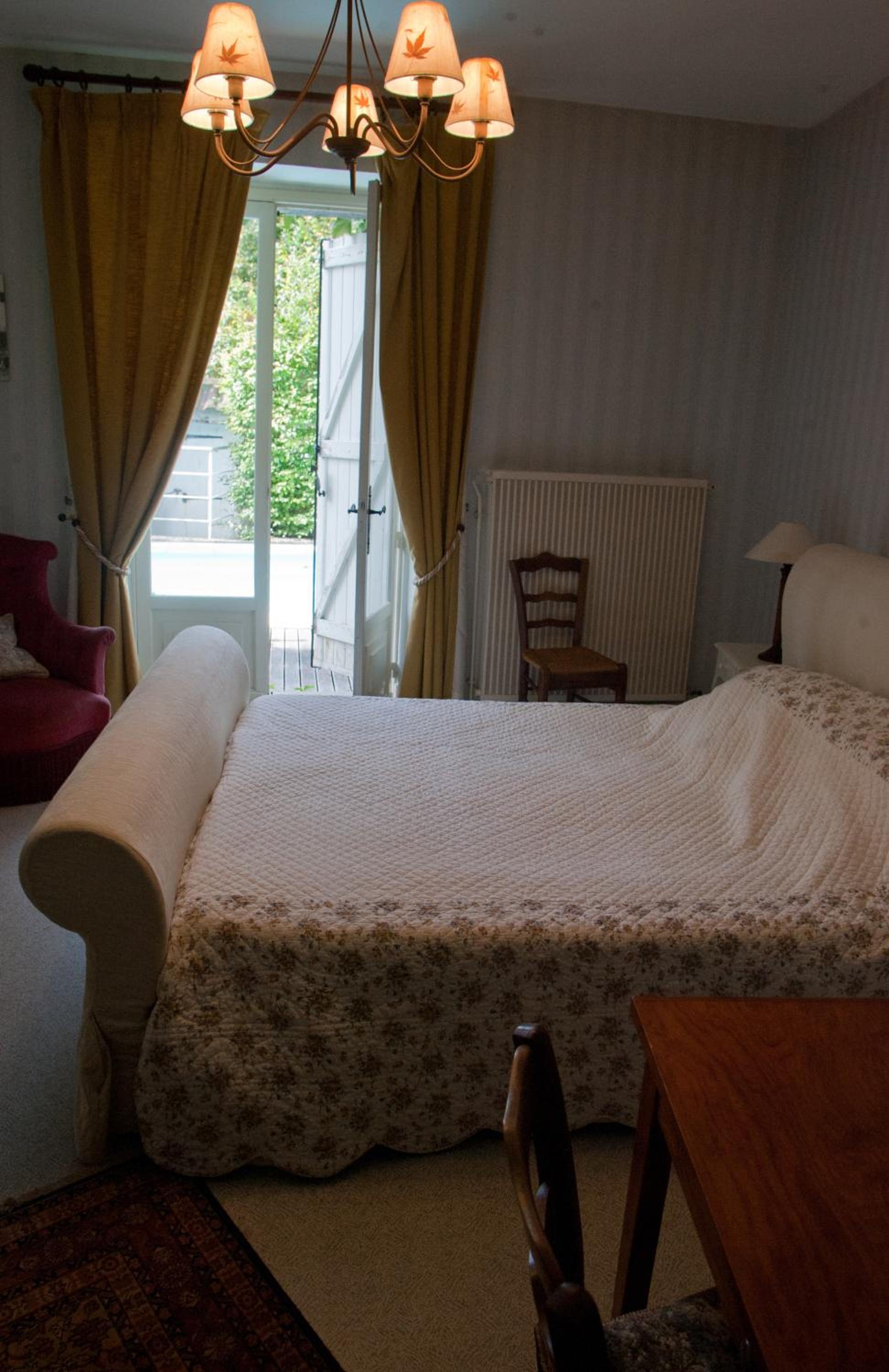 Two-Bedrooms Apartment (4 Adults)  photo 2