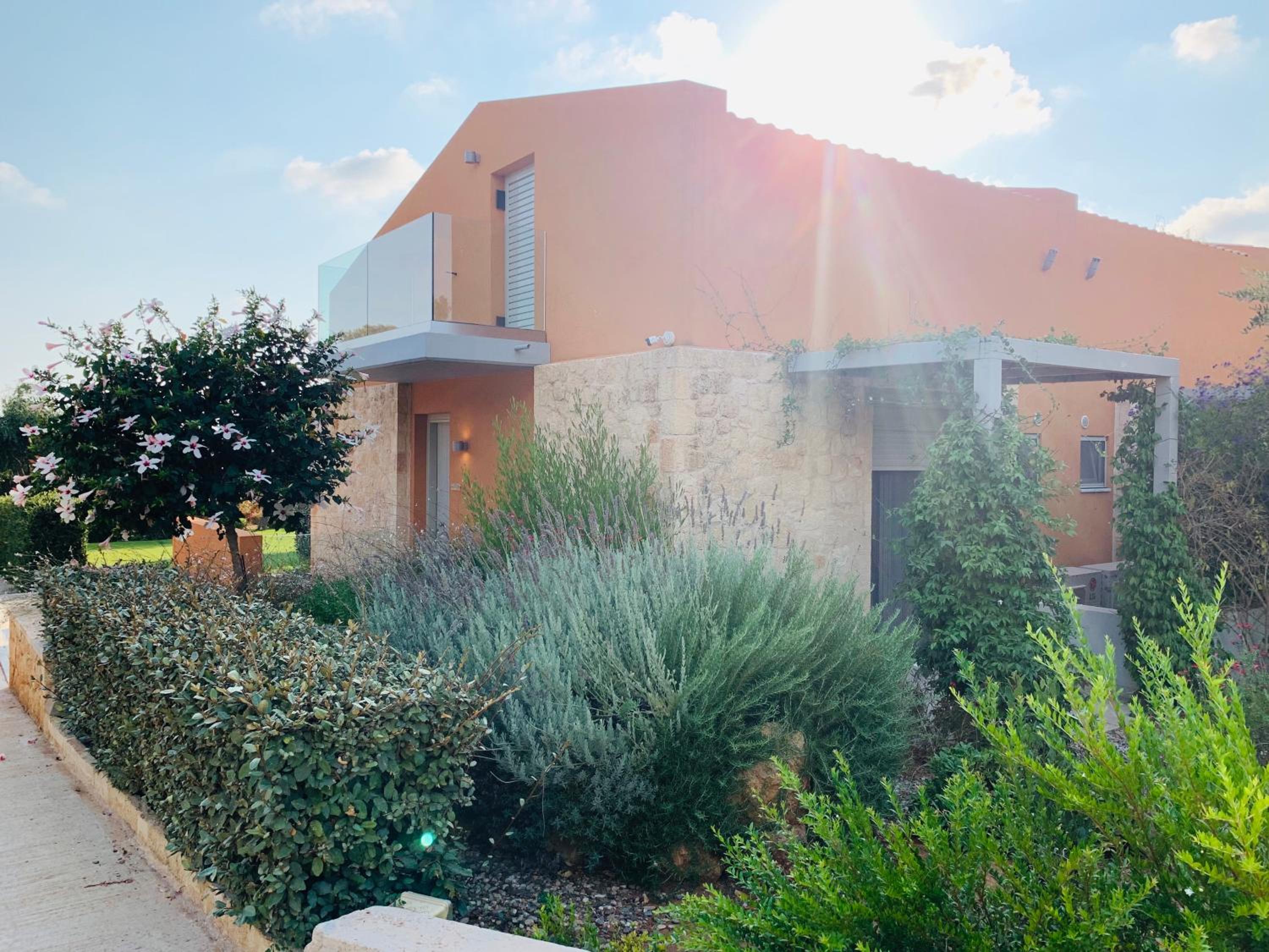 Maisonette photo 2
