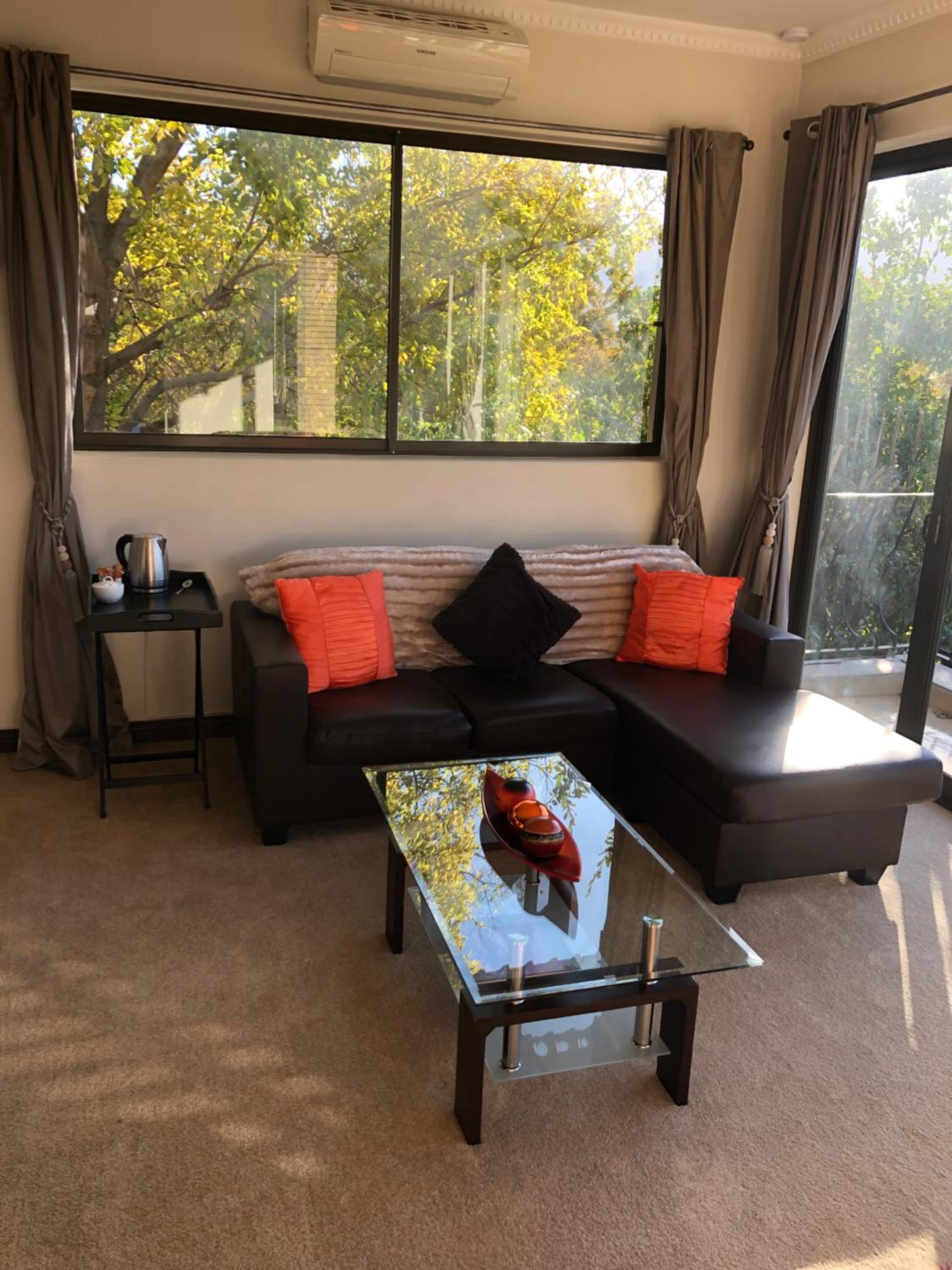 Deluxe Room (2 Adults + 1 Child) photo 3